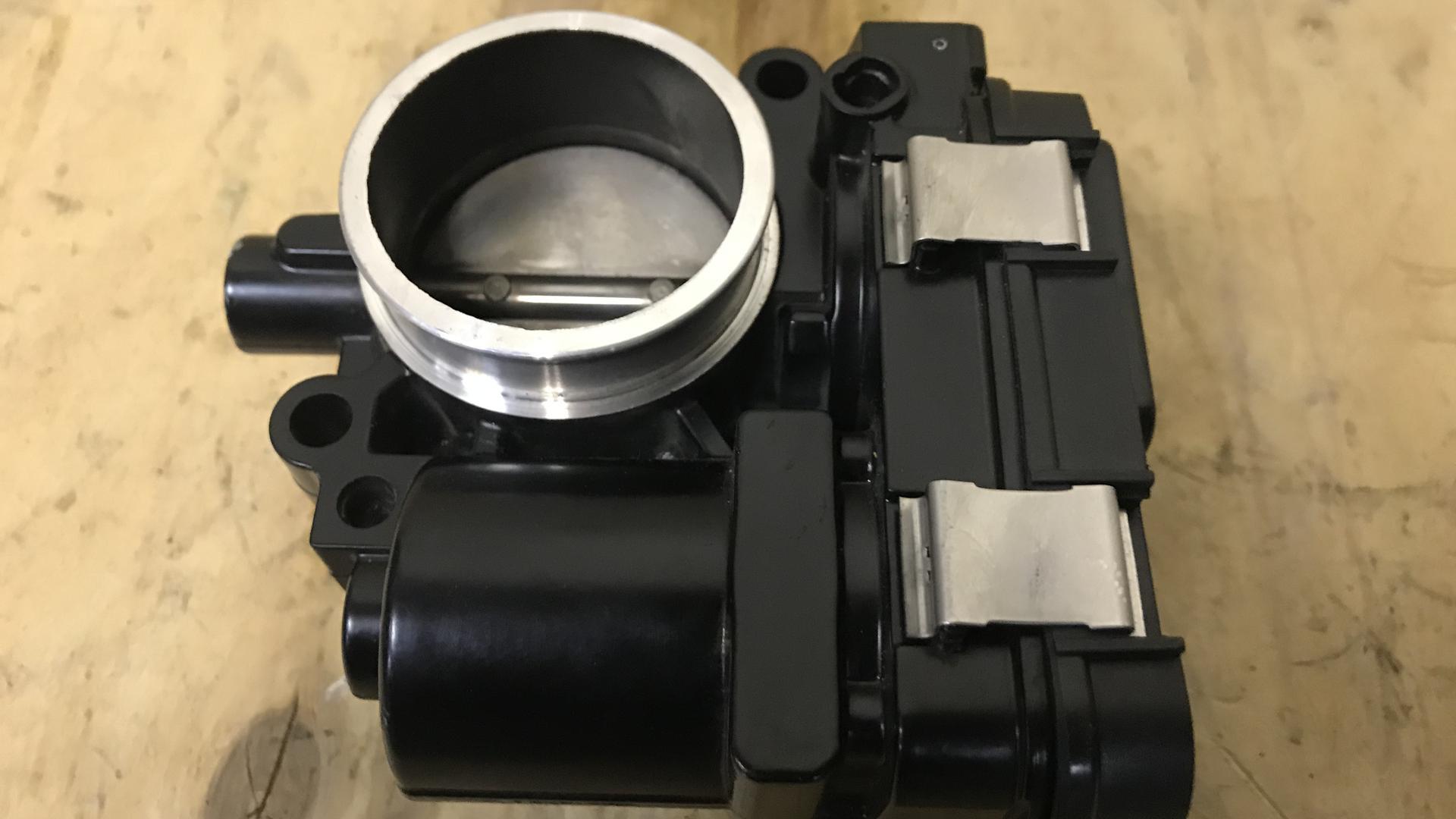 Корпус дроссельной заслонки 13548564959