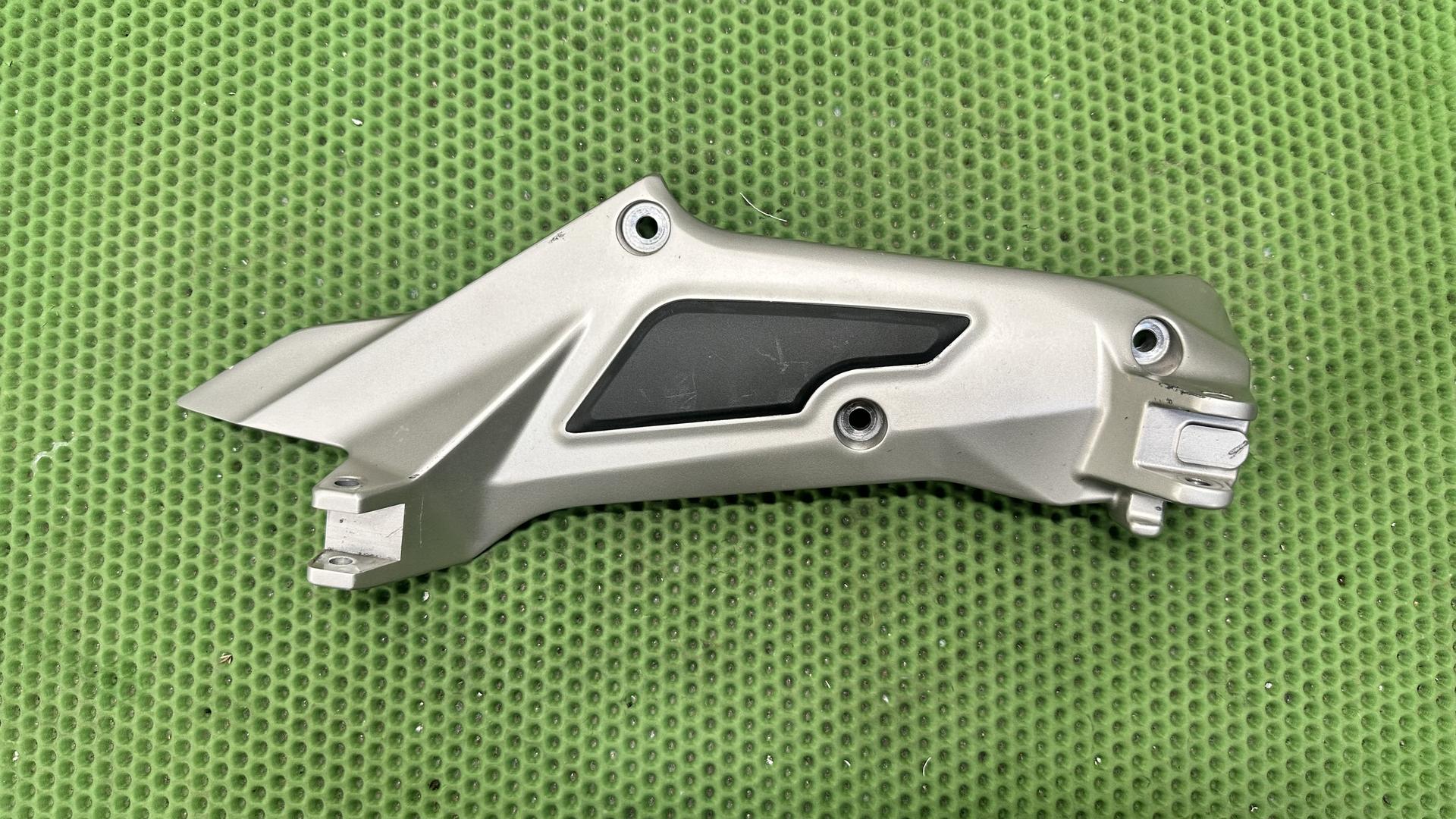 Планка упора для ног П 46717728224