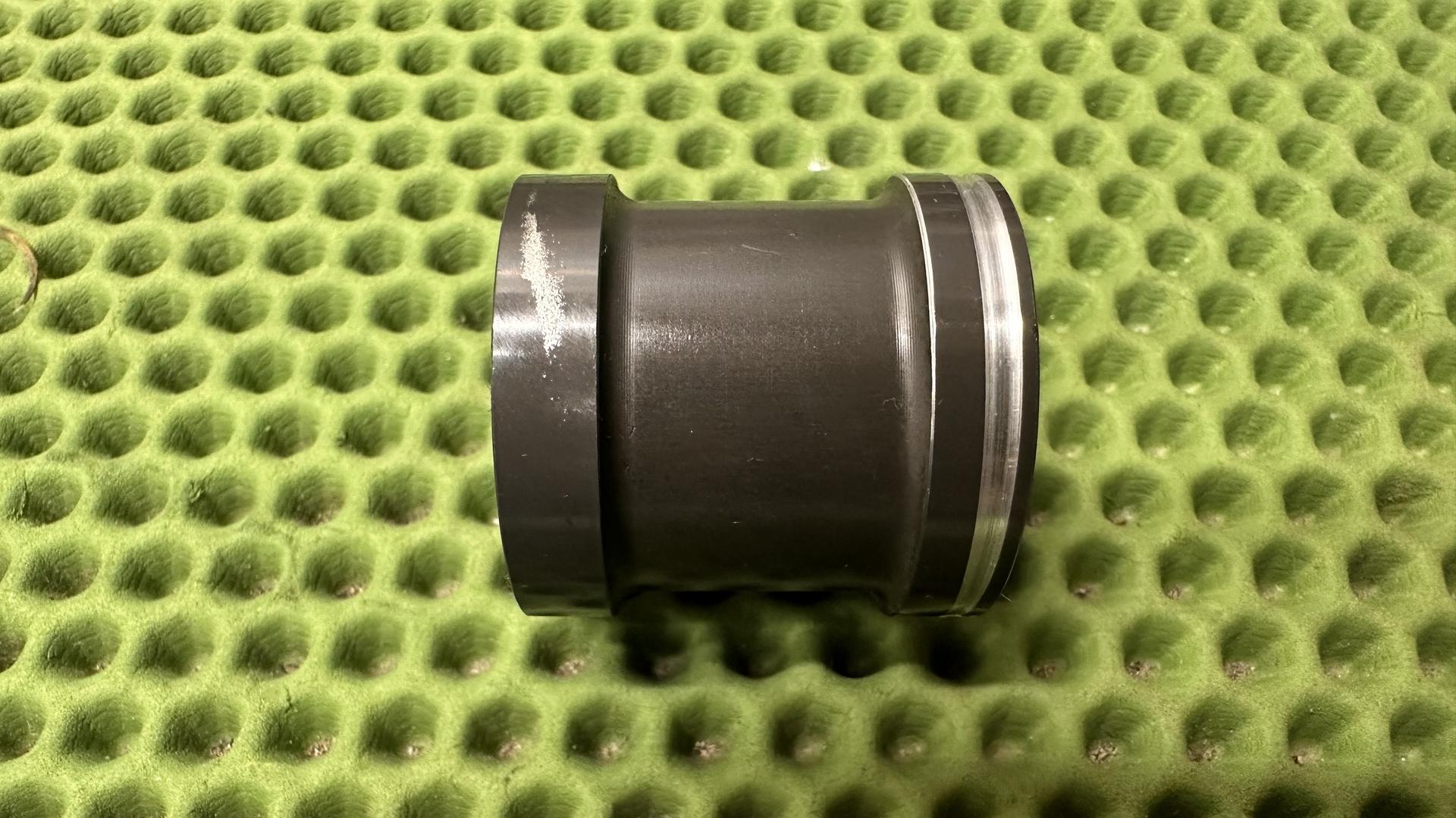 Распорная втулка передней оси F800S/ST/R 36317684055