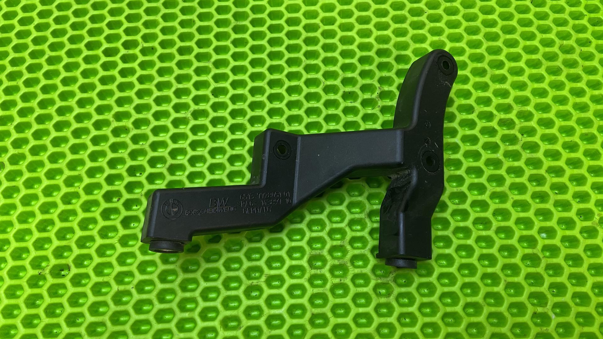 Держатель динамика Л 65137728051