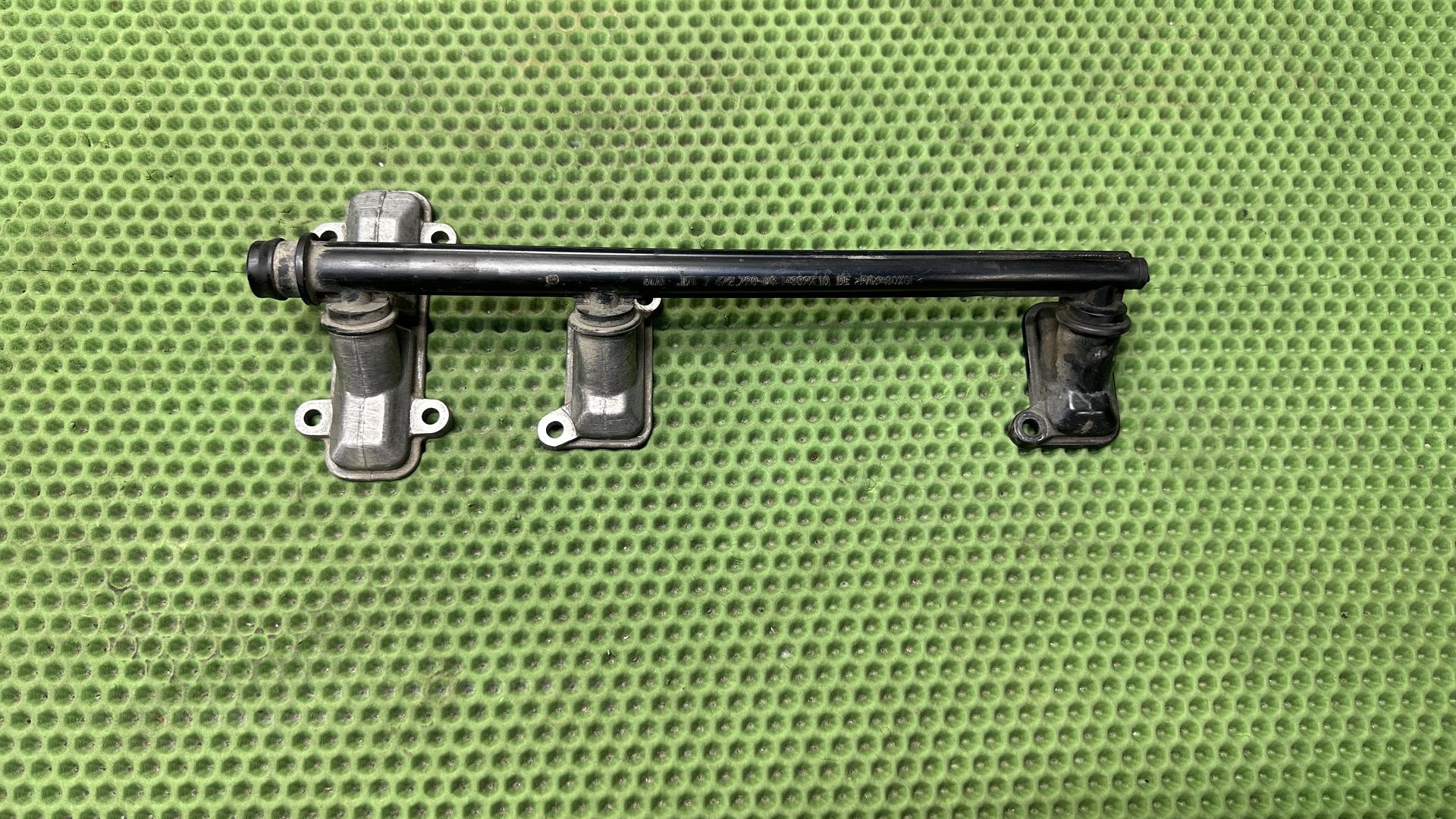 Трубопровод добавочного воздуха 11717672790