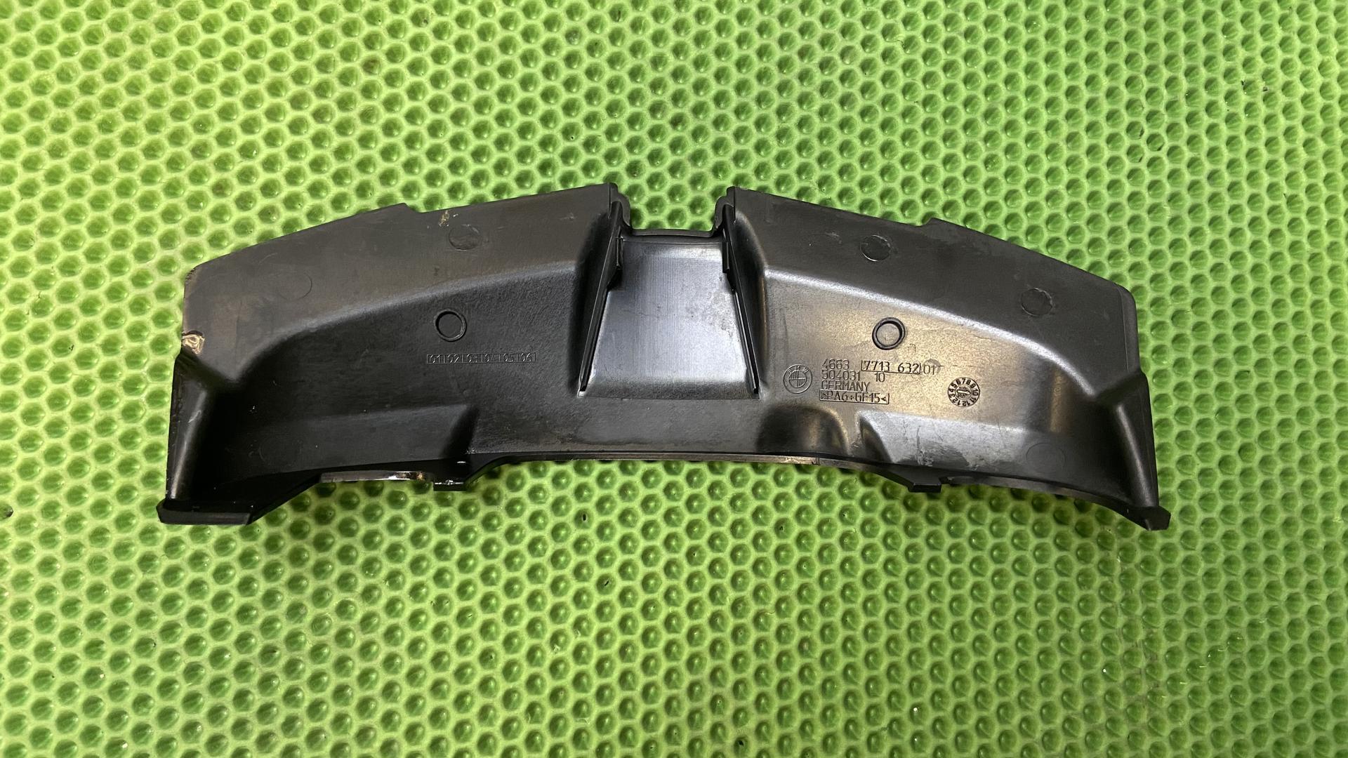 Щиток контрольных приборов 46637713632