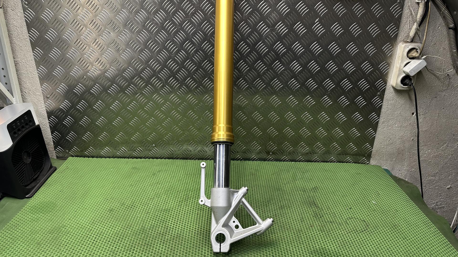 Перо вилки Л R NINET 16+ 31428562871