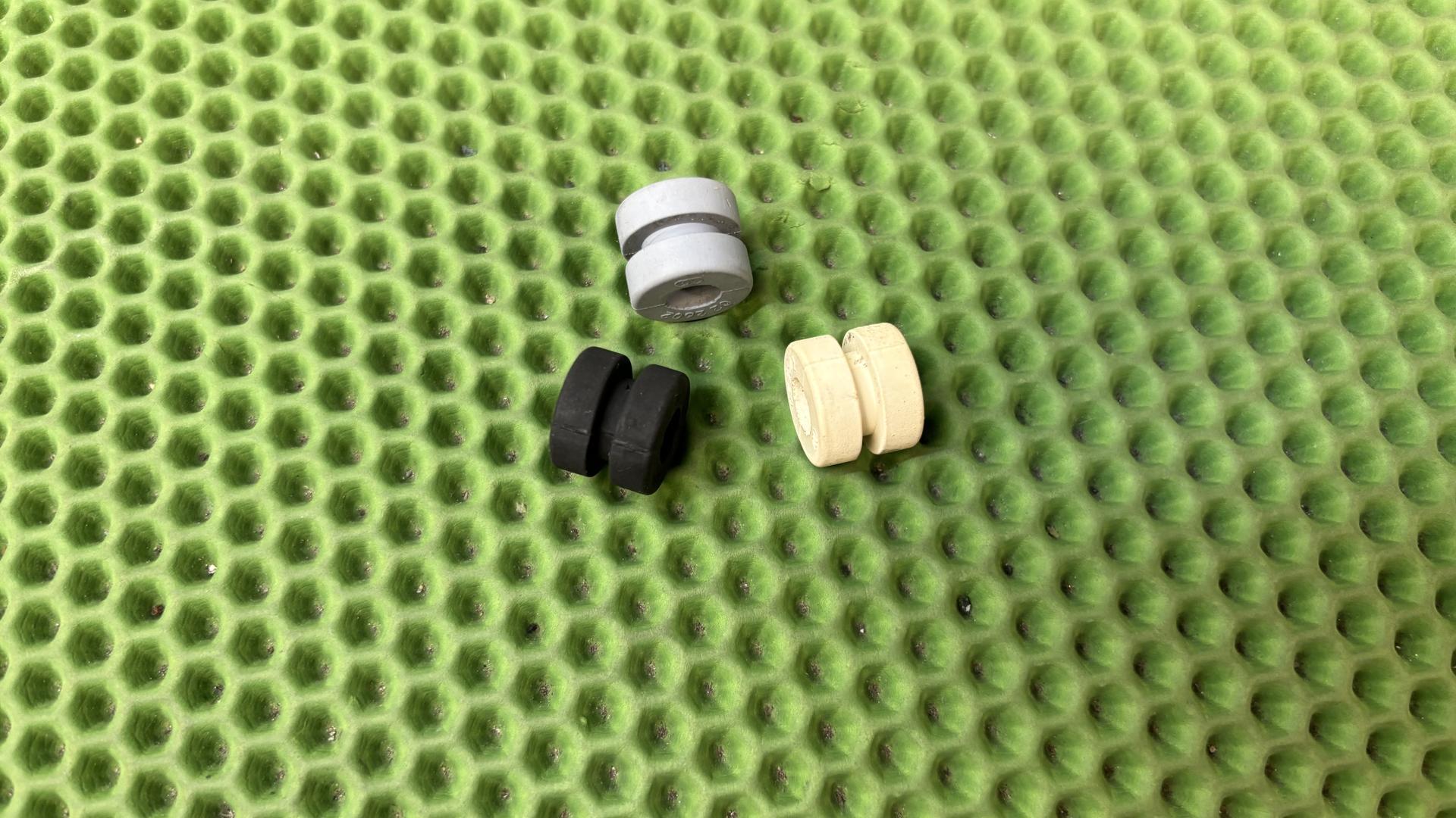 Резиновая втулка 31421235615