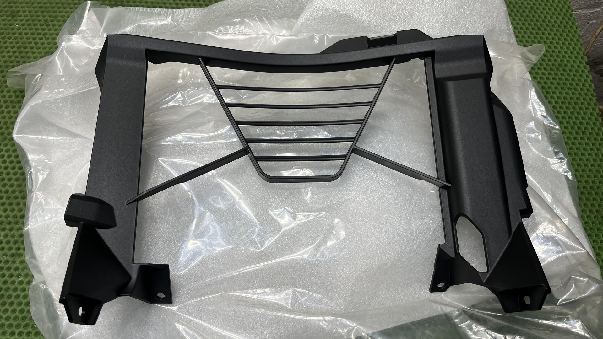 Воздухопровод приточн. воздуха радиатора 46638403903