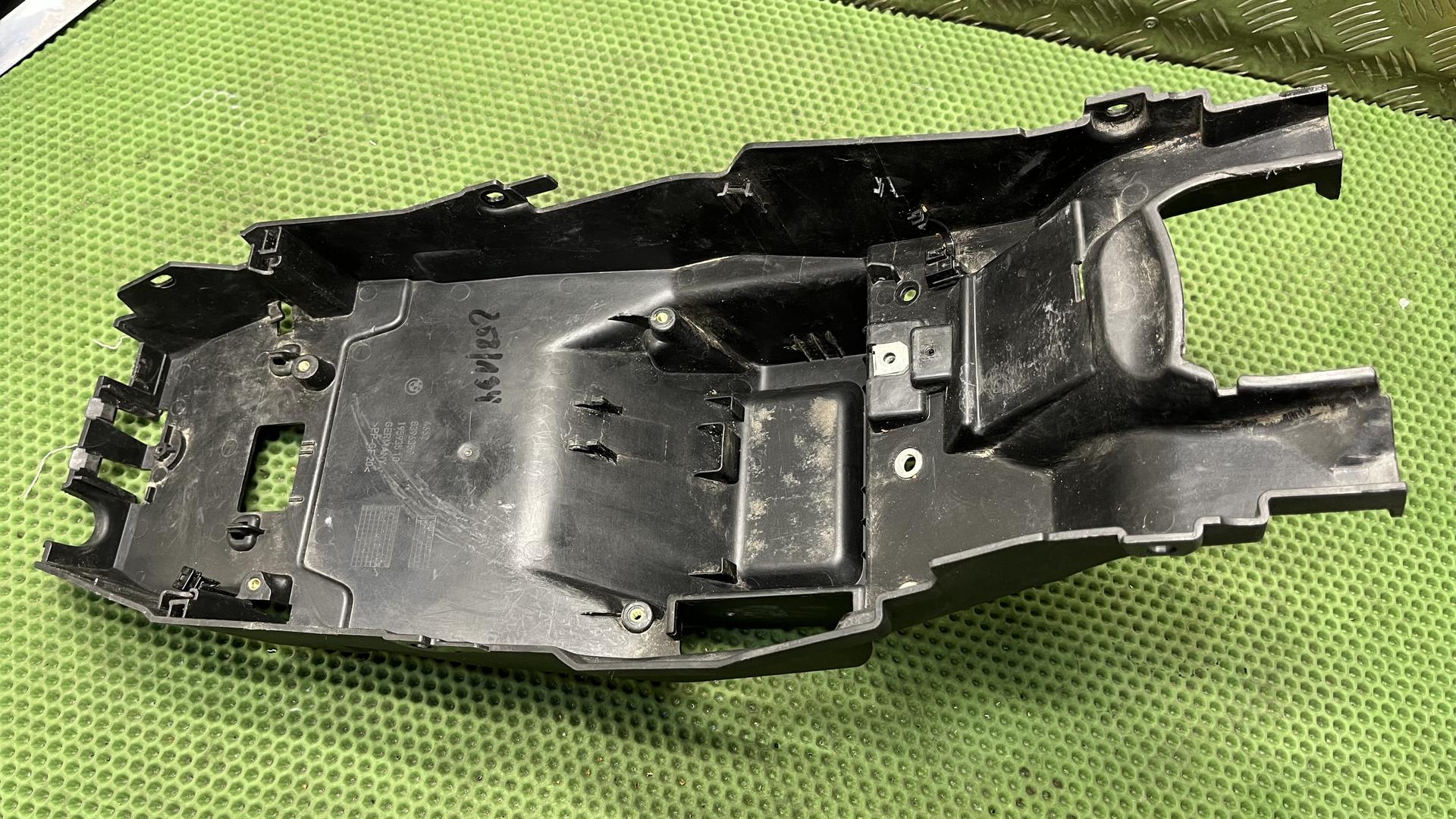 Брызговик задний F900R/XR 46628396359