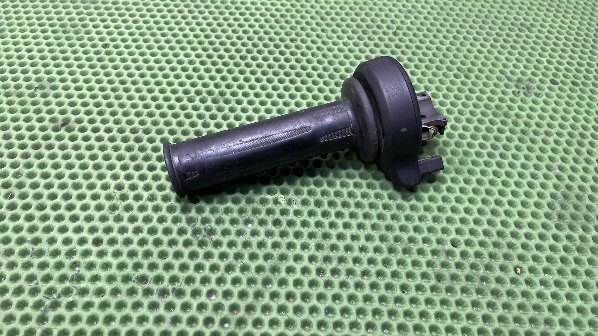 Электронная ручка газа 61318522470