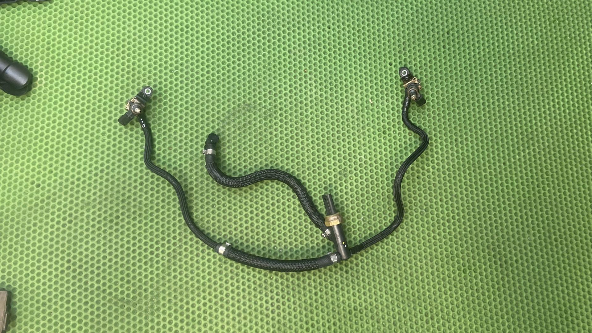 Распределитель топлива 13538567188