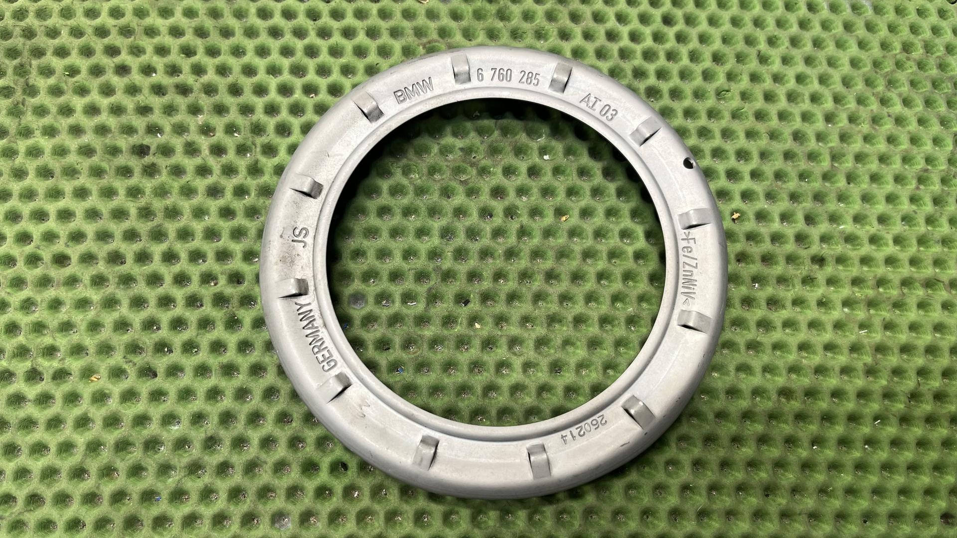 Гайка бензонасоса 6760285