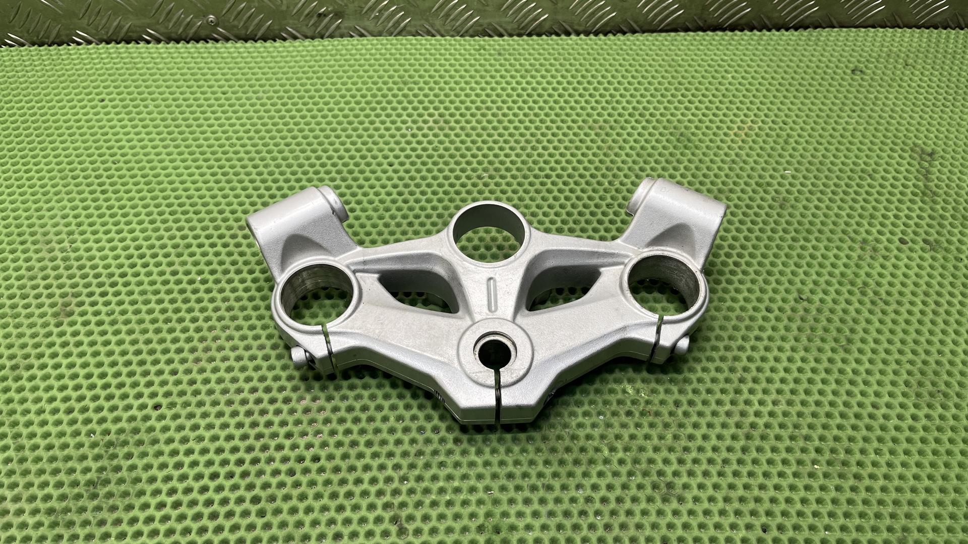 Перемычка вилки Вх 31427727225