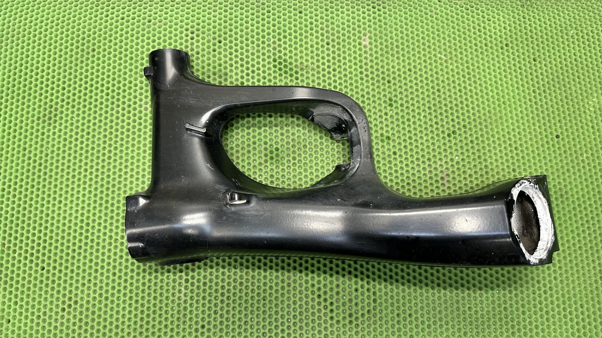 Качающийся рычаг заднего колеса Schwarz 33178535847