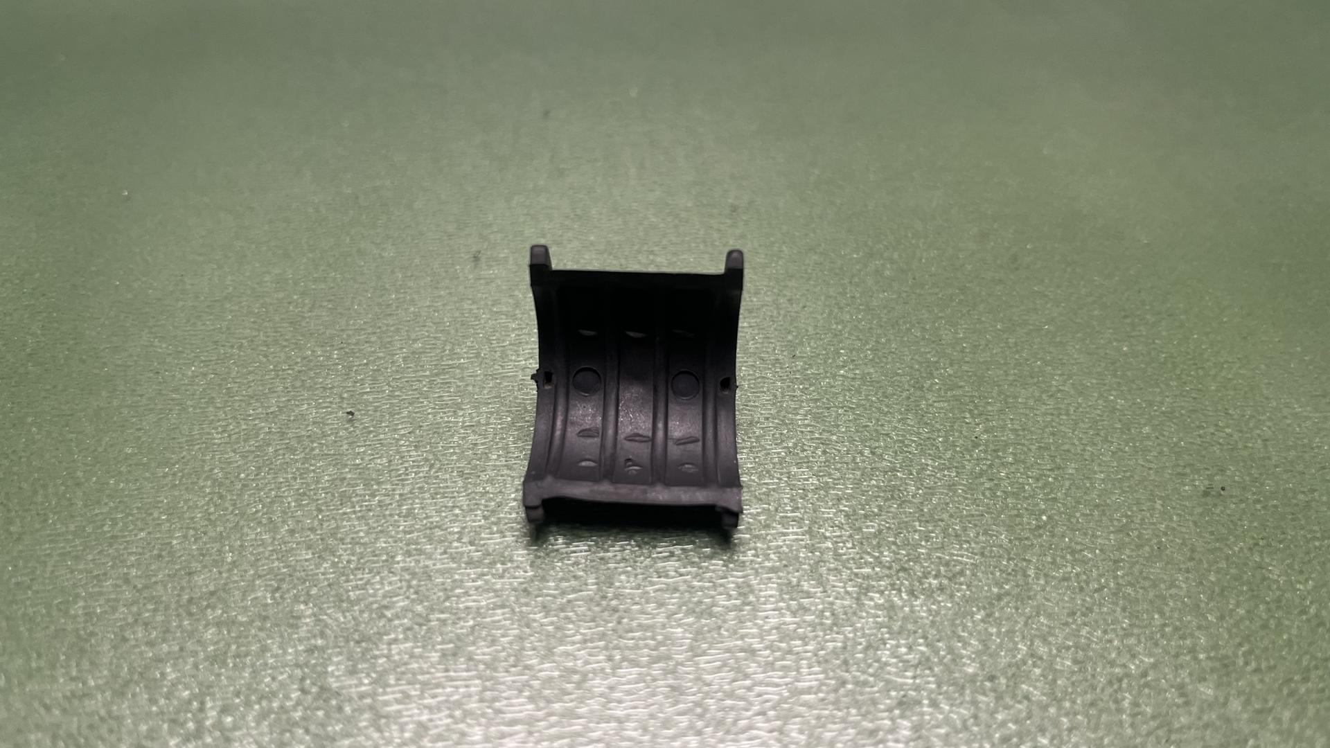 Хомут резиновый R 1200 GS Adventure / R 1200 GS / R 900 RT / R 1200 RT / R 1200 R / R 1200 ST 61357684643