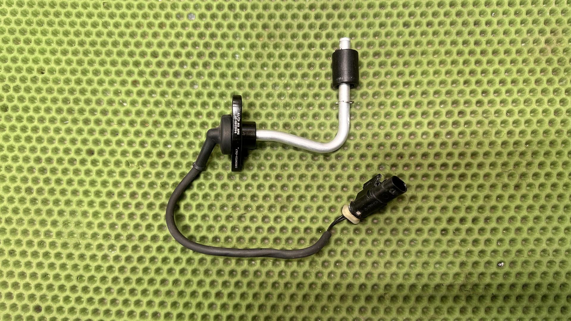 Датчик уровня масла R1250 12619443290