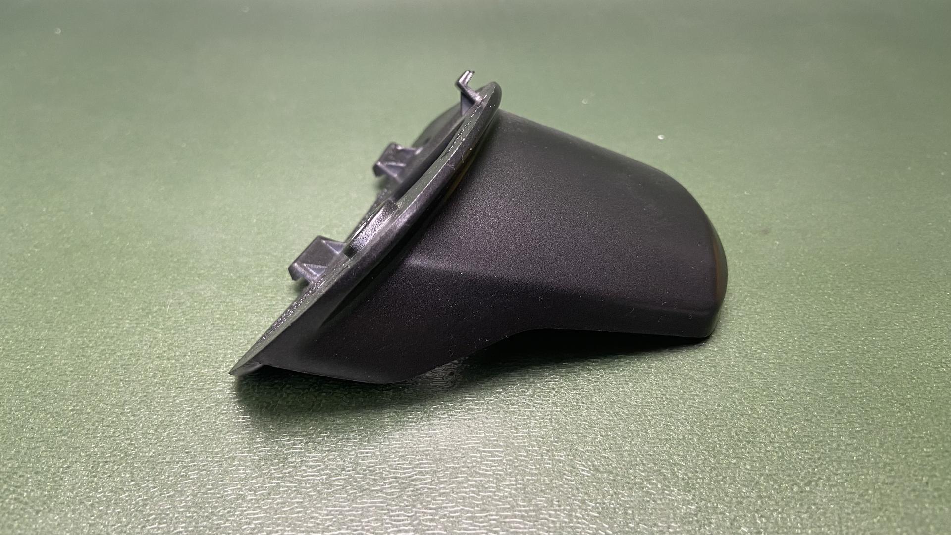 Накладка левая 46638551175