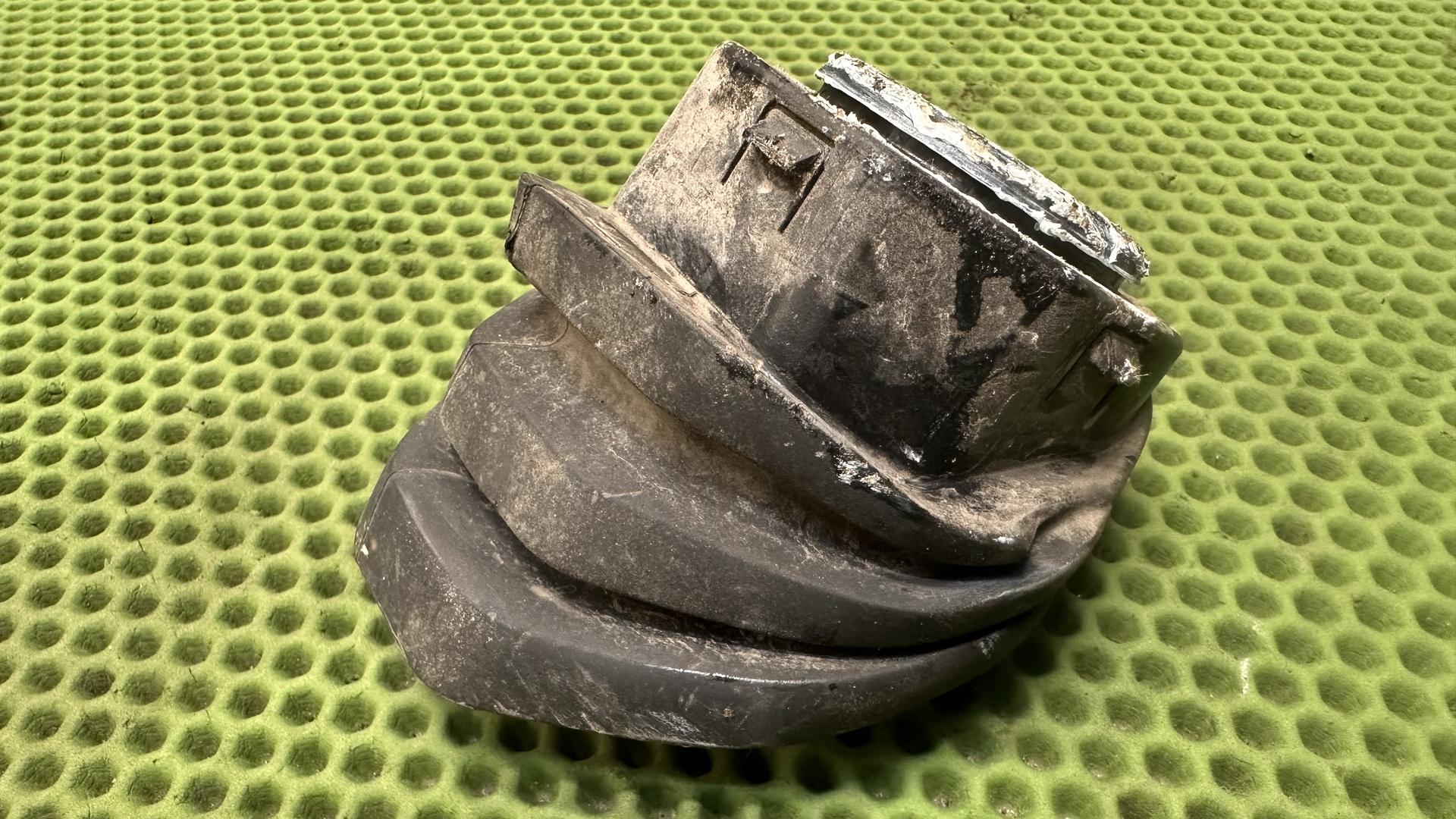 гофрированный кожух (гофра) задний 33357708117