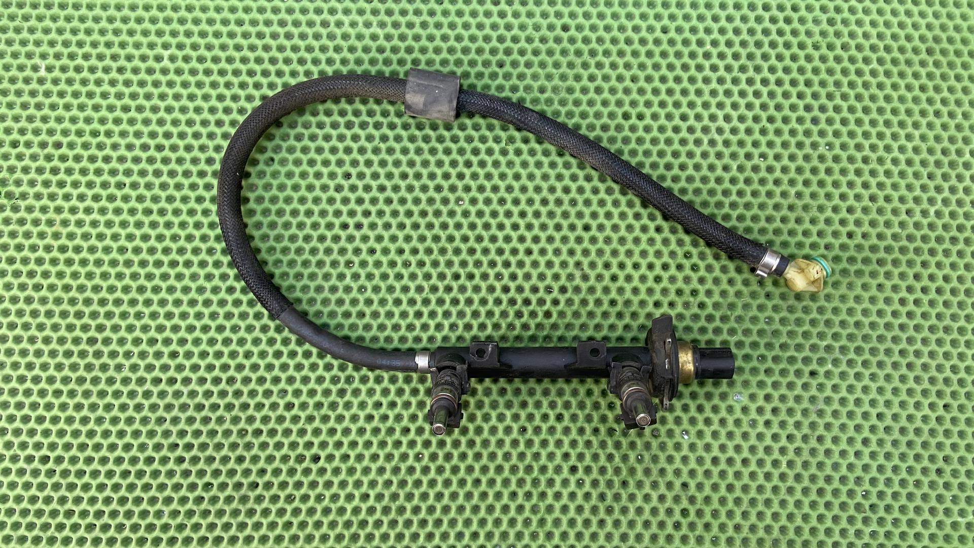 Топливная рампа 13547680105