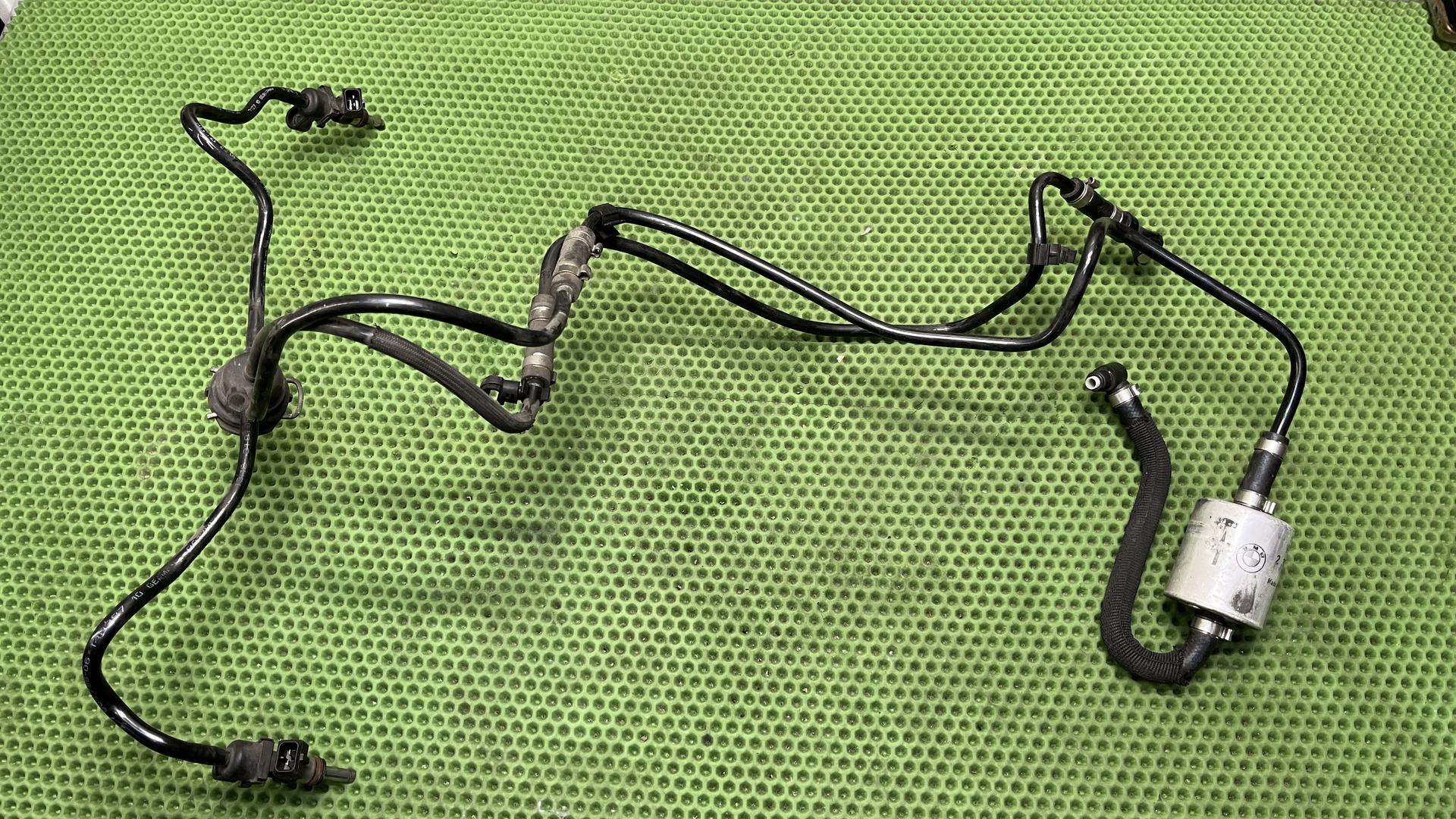 Топливная рампа R1200ST K28 (под ABS 1 пок.) 13537688796