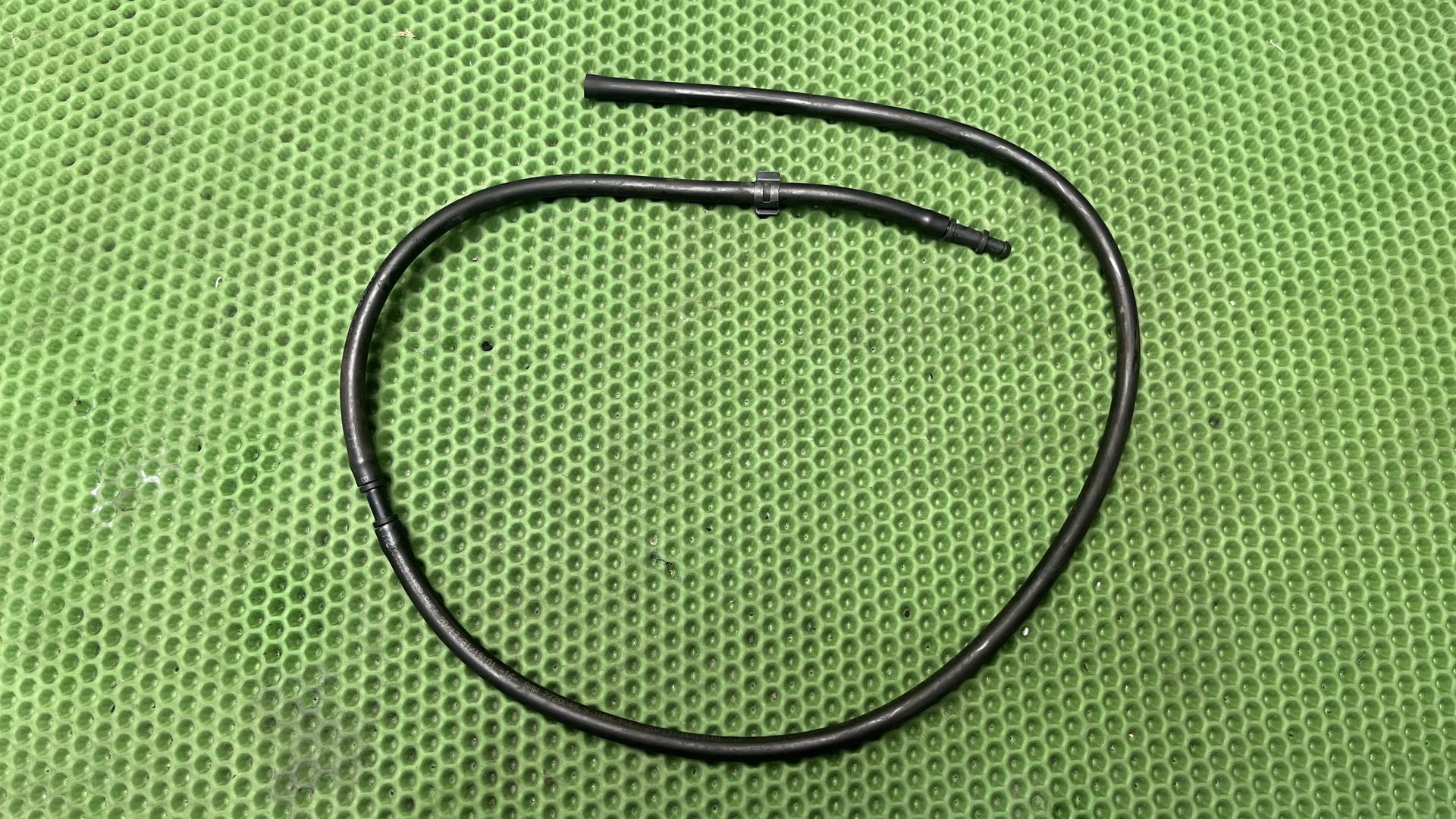 Универсальный шланг BMW продаваемый на метры 11747797115