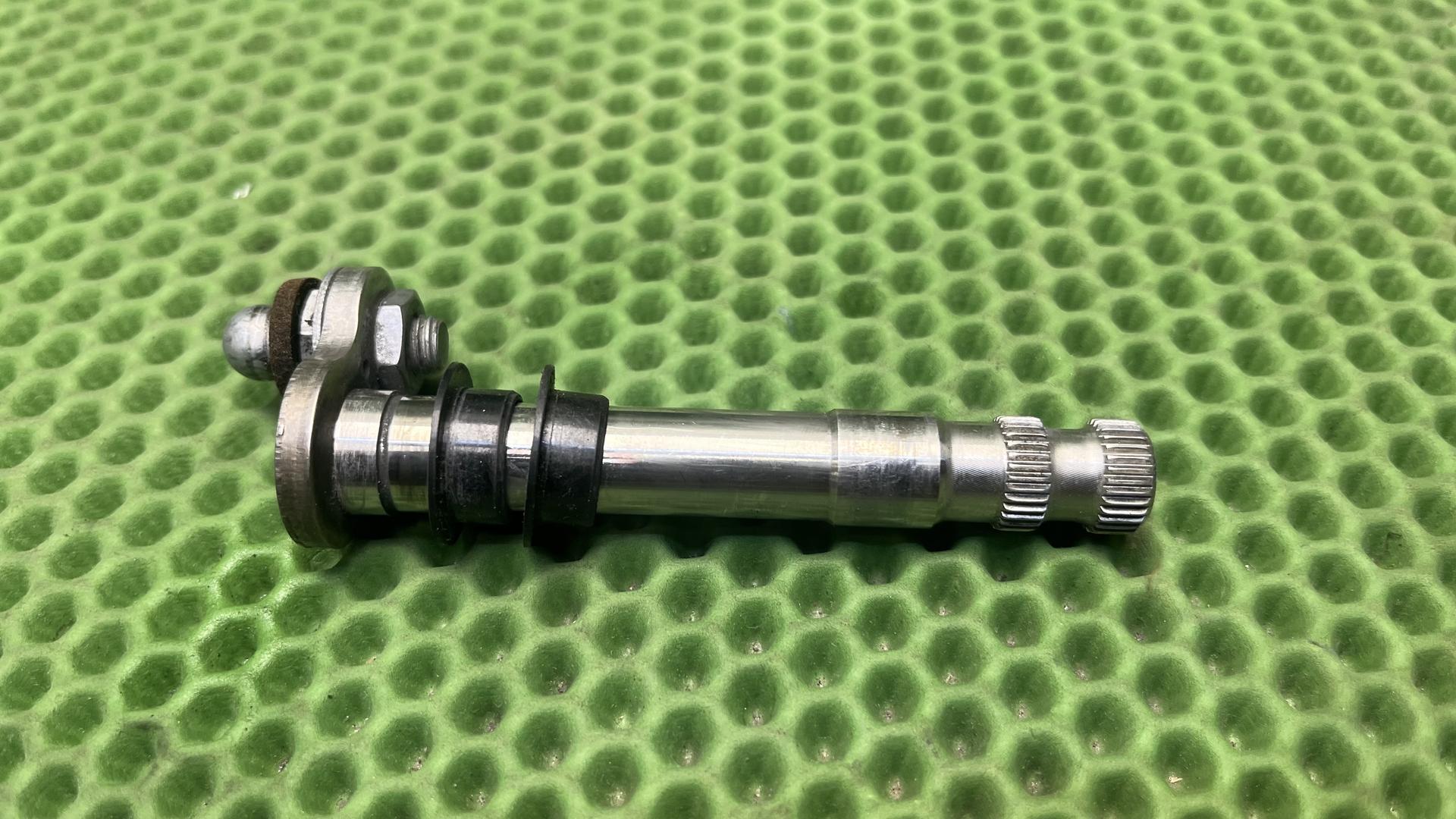 Шток выбора передач R1200RT K26 23417693523