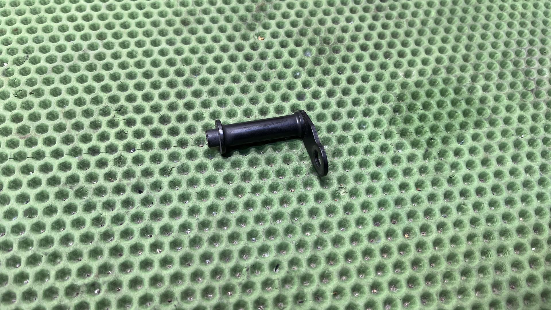 Кронштейн 46627671618