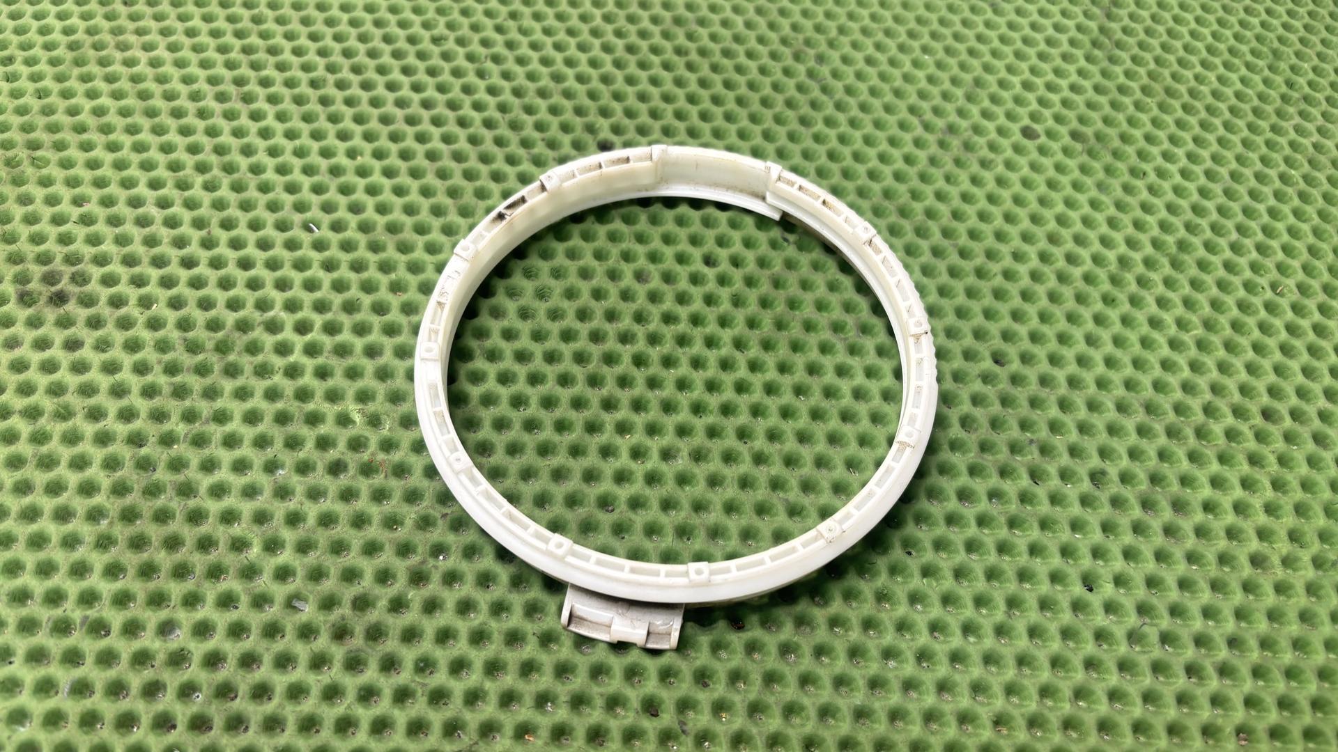 Стопорное кольцо 16141182903