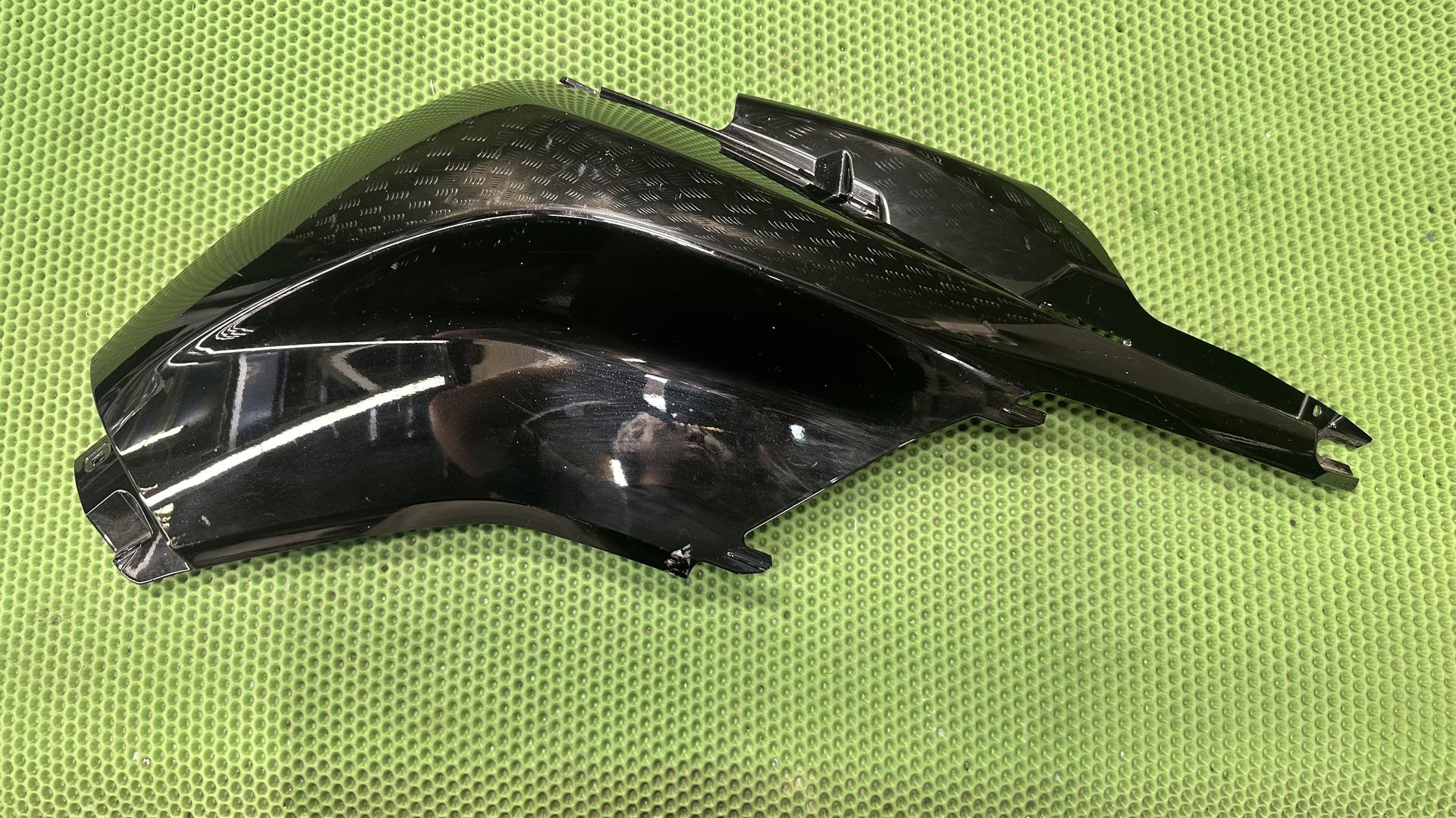 Кожух топливного бака Нж загрунт. П 46637710452