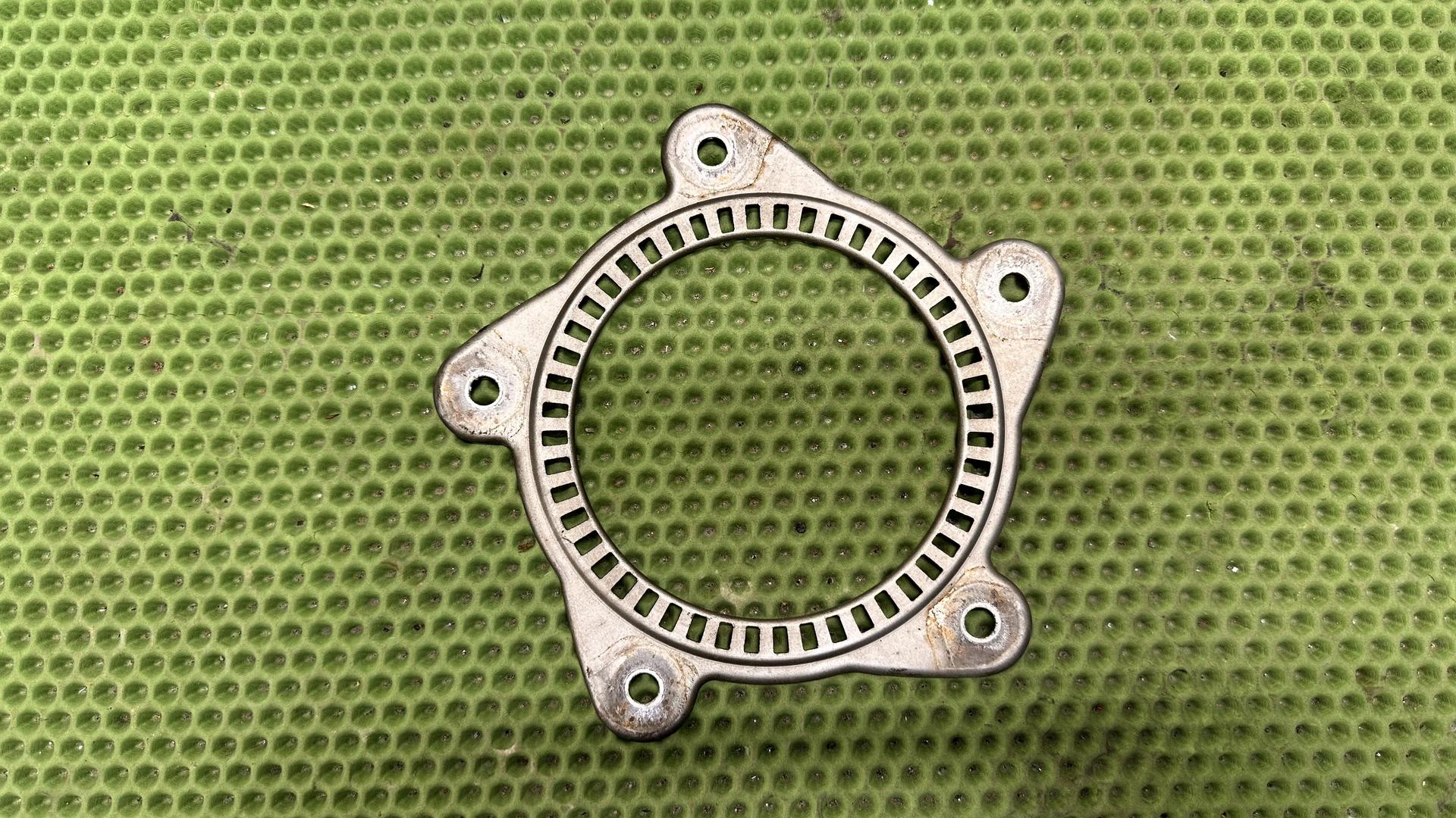 Сенсорное кольцо (гребенка ABS) заднего колеса F800 34527685866