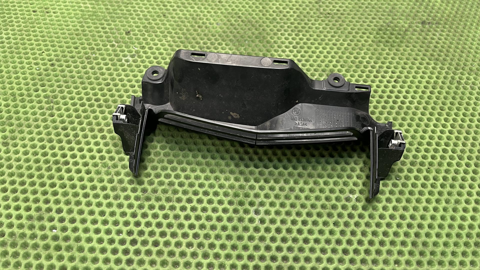 Накладка черная 46638536944