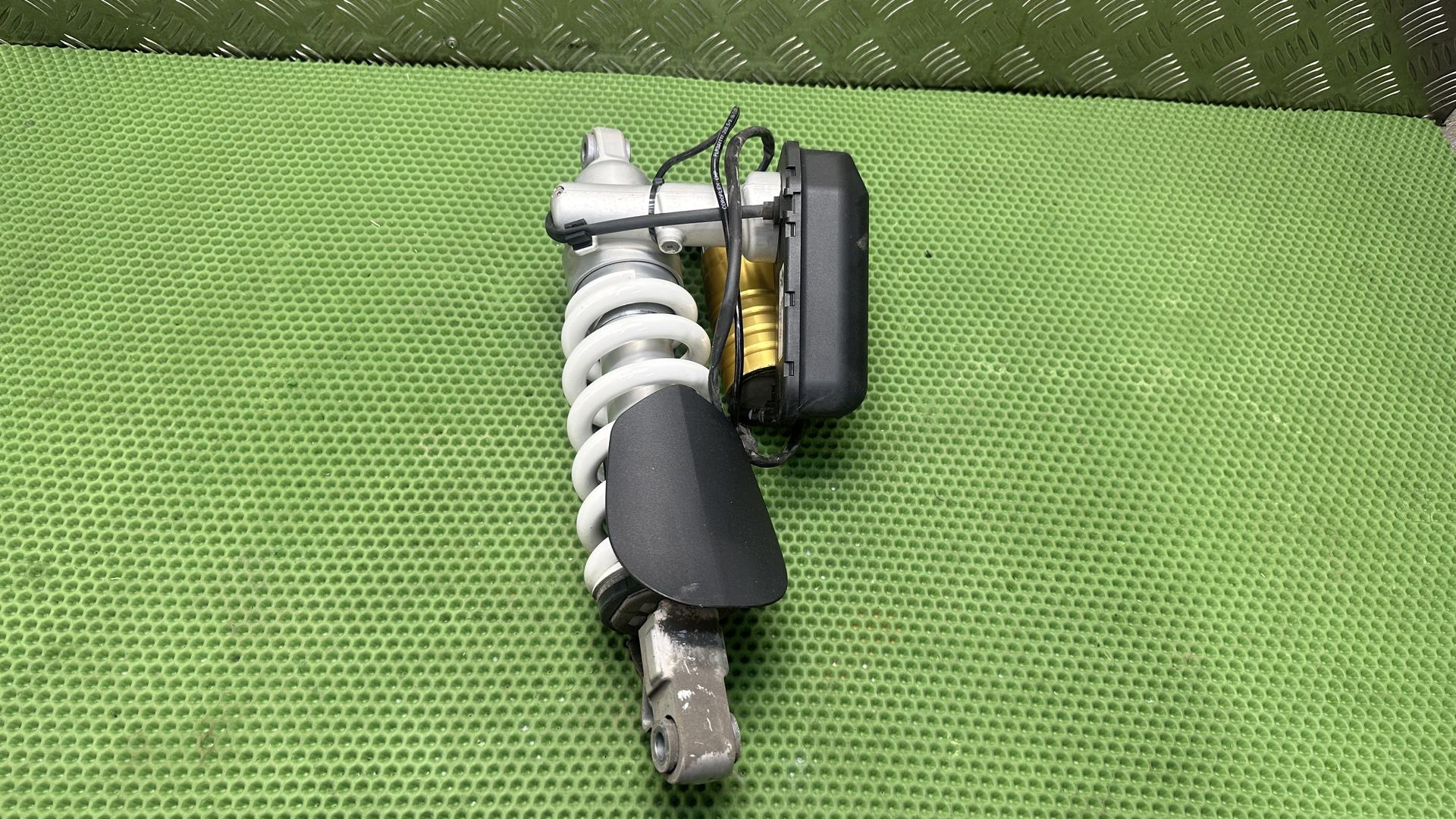 Амортизационная стойка Зд ESA 33548559493