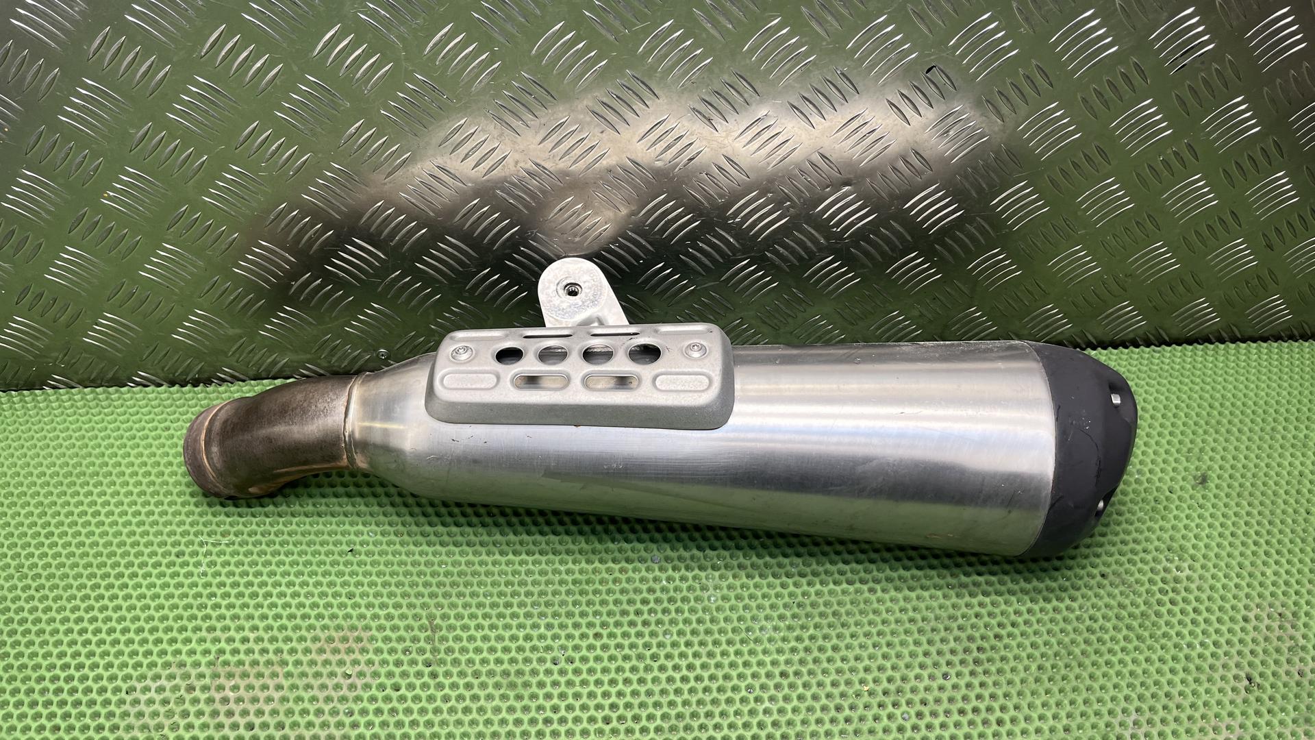 Основной глушитель 18518561334