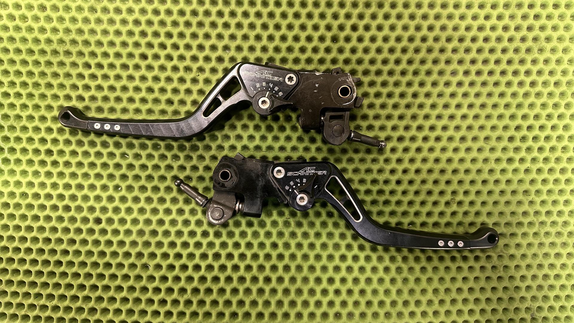 К-т рычагов тормоза и сцепления AC SCHNITZER KBA91118 