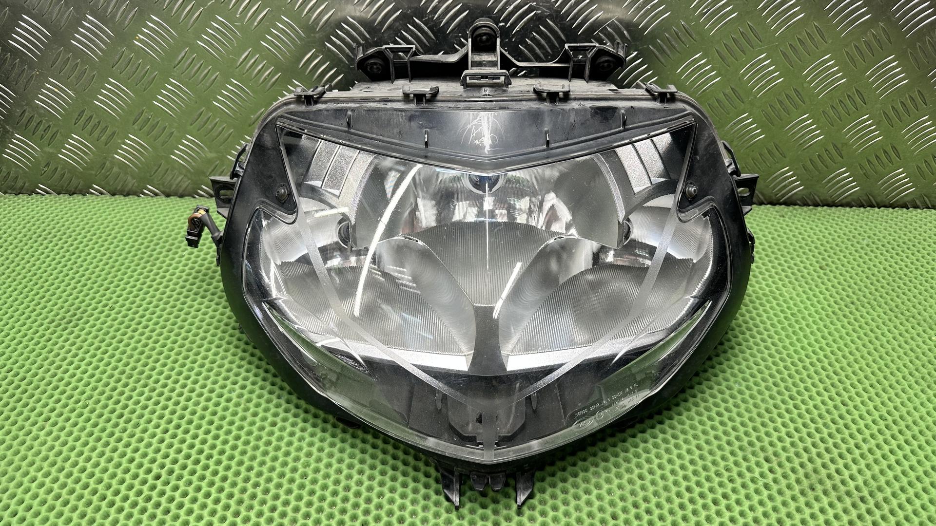 Фара 63127675548