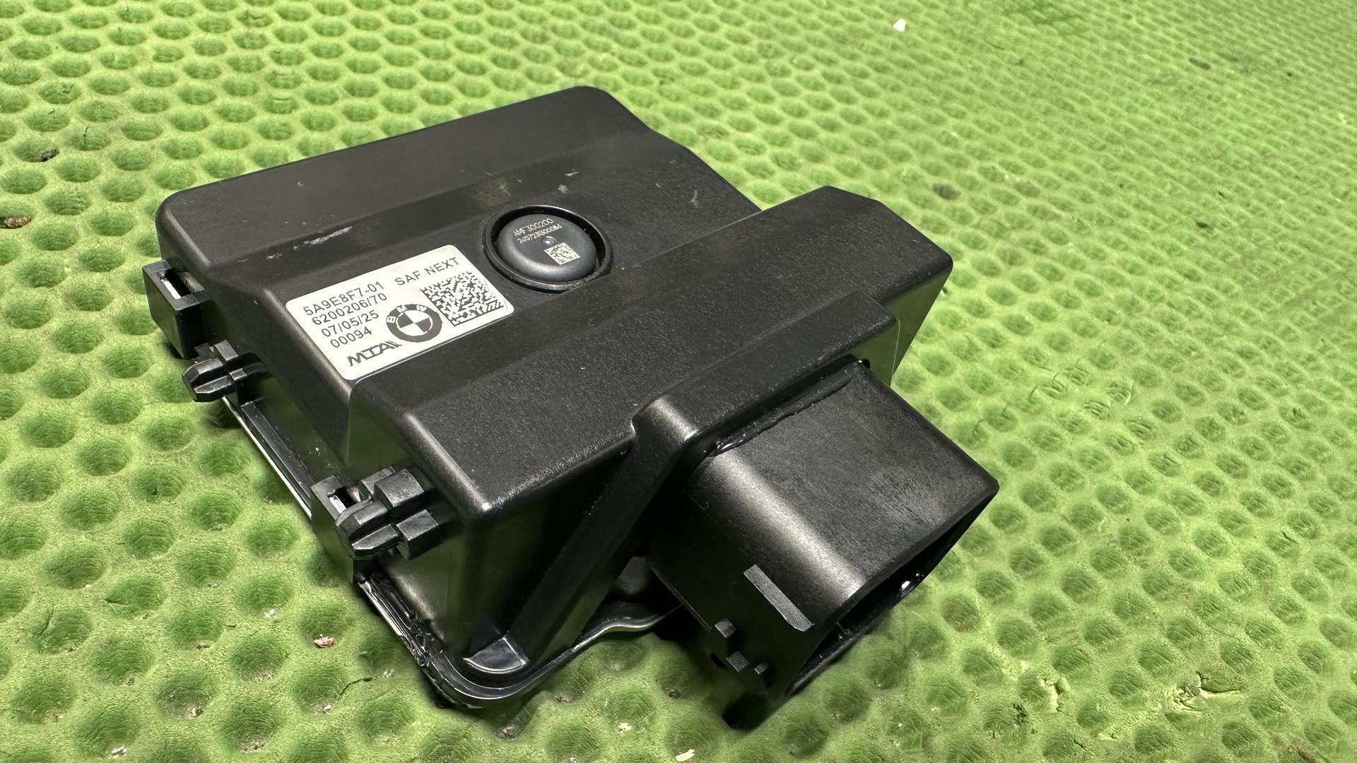 Блок ESA 61355a9e8f2