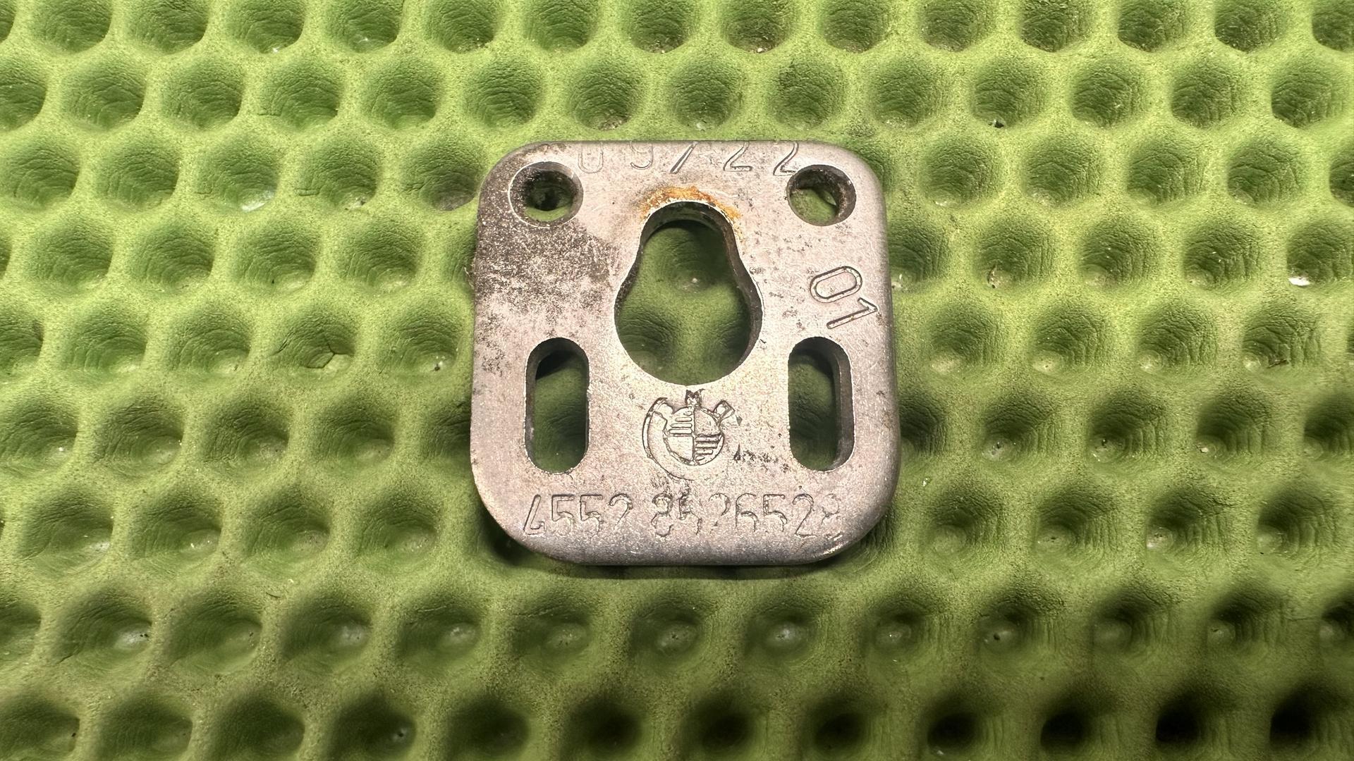 Серьга пружины центральной подножки 46528526528