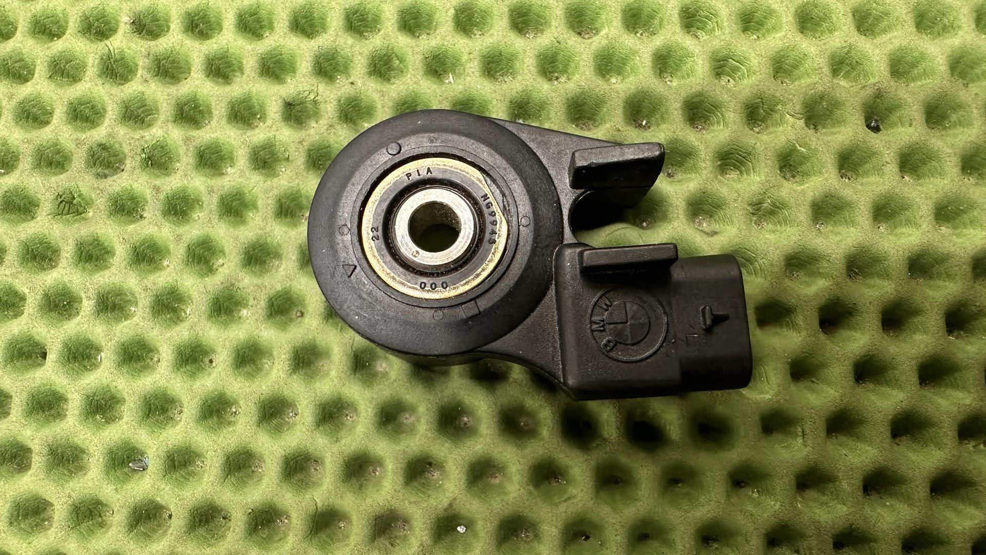 Переключатель боковая опора 61318388642