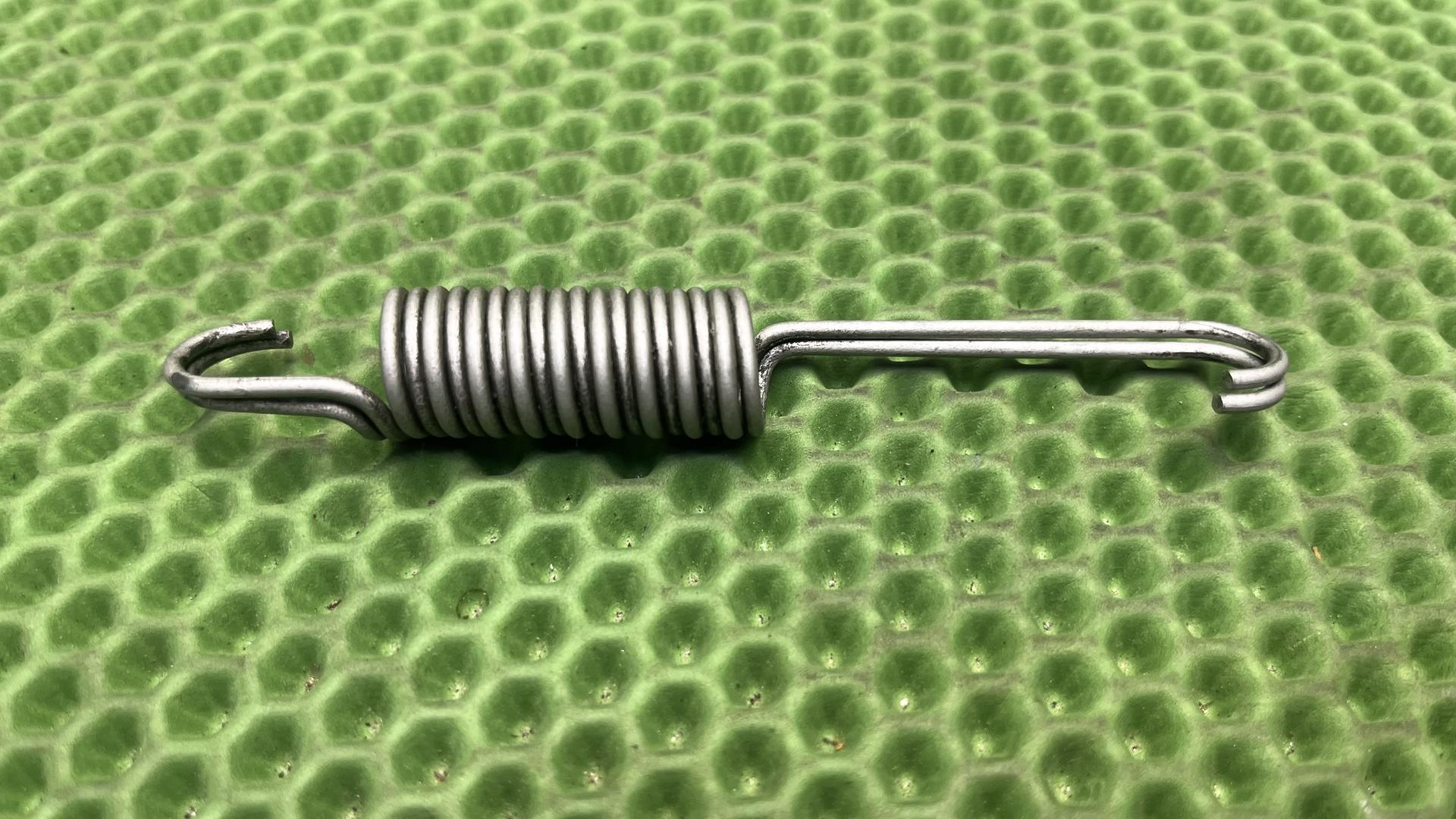 Пружина боковой подпорки R1200XX 46537681031