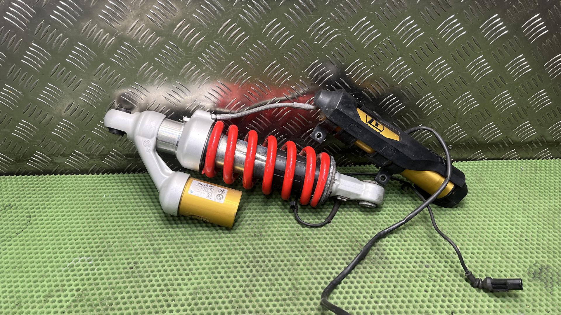 Амортизационная стойка ESA Зд 33548394309