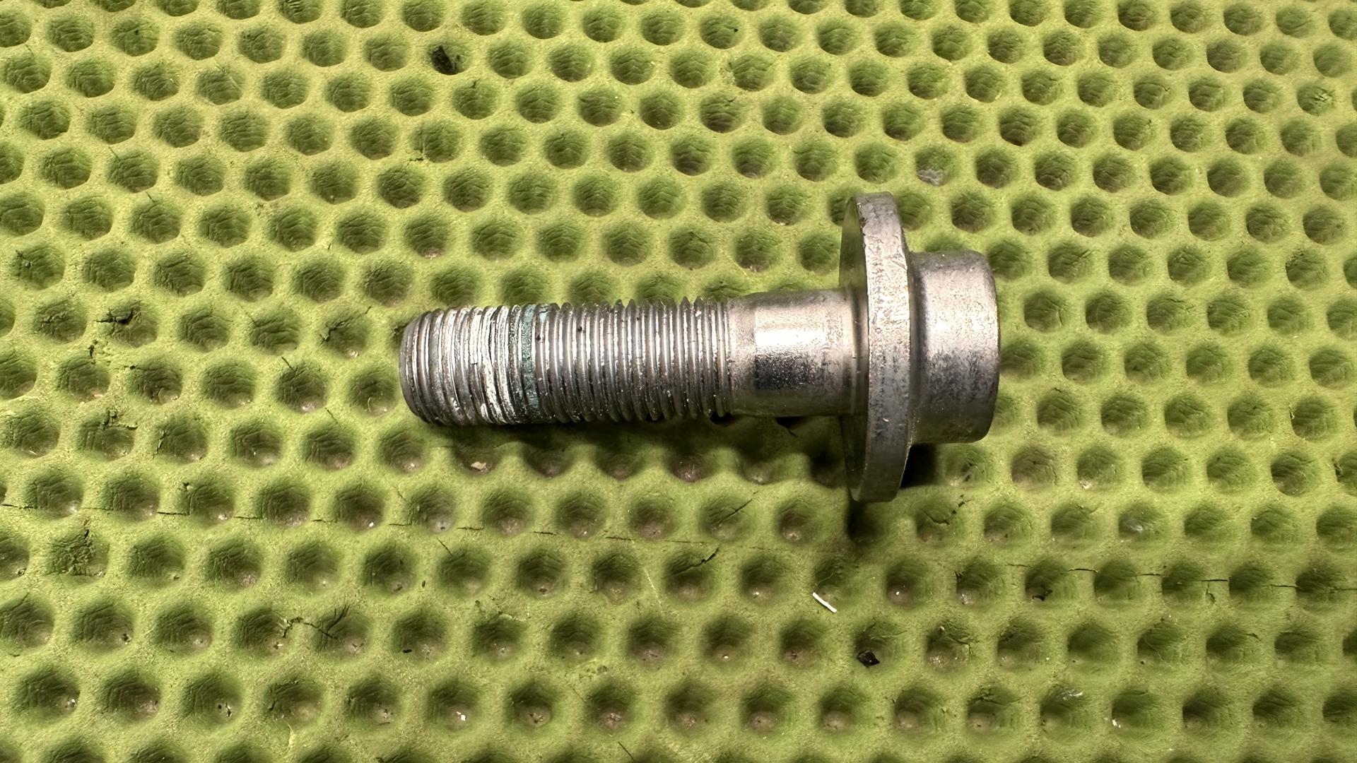 Болт маятника M14x1.5x50-10.9 R1300xx KA1-5 07148875177