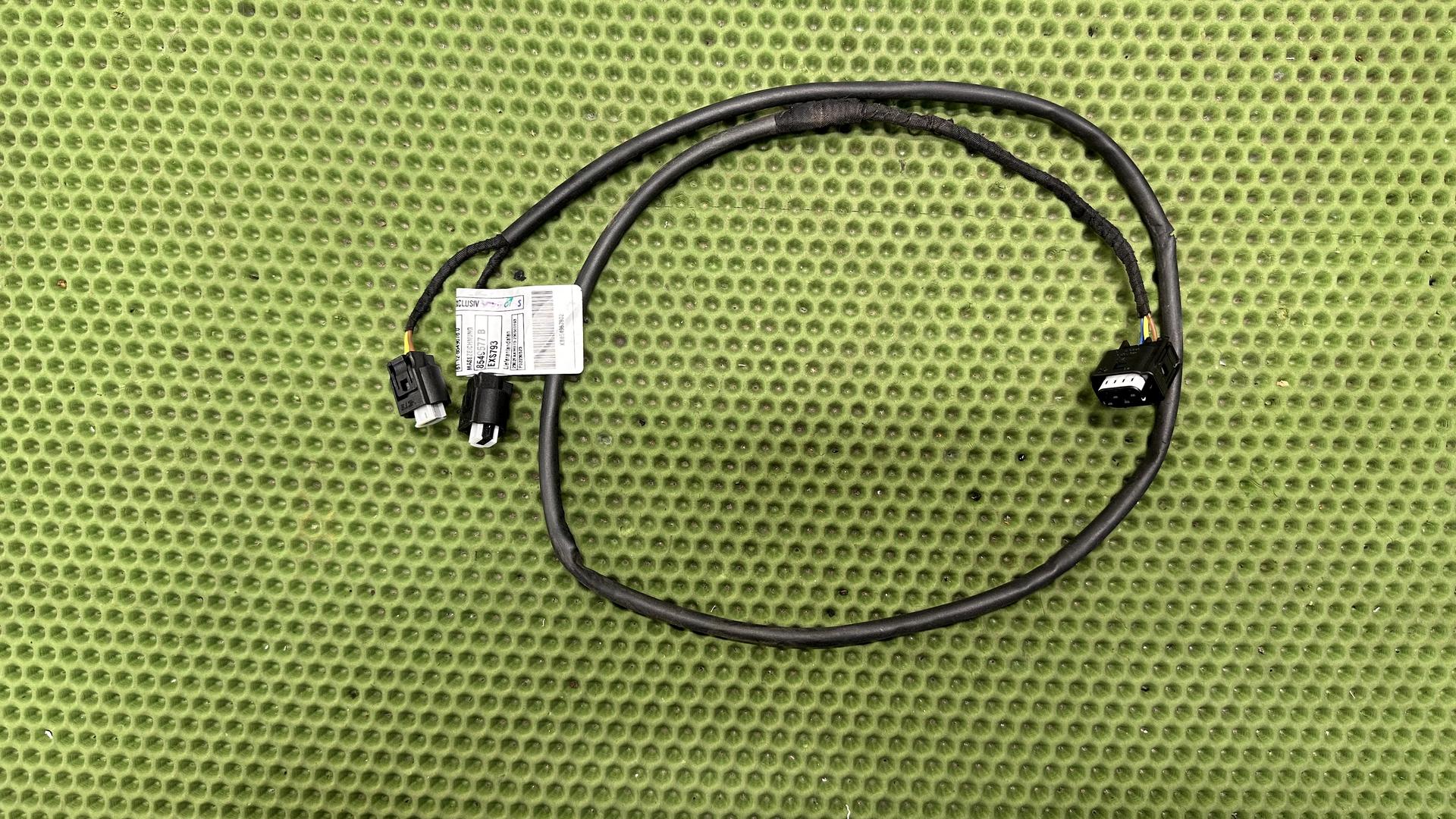 Провод Keyless Ride K1600 61128549678