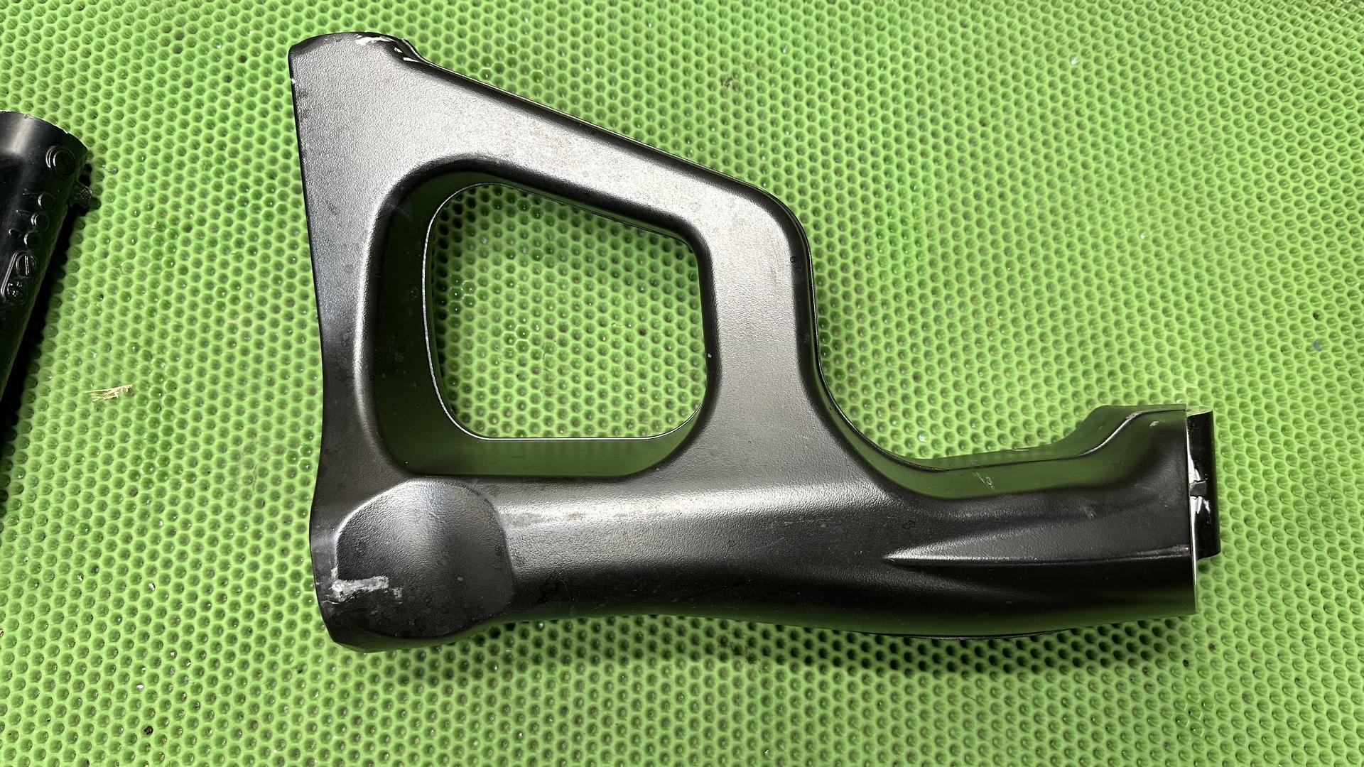 Качающийся рычаг заднего колеса 33358561749