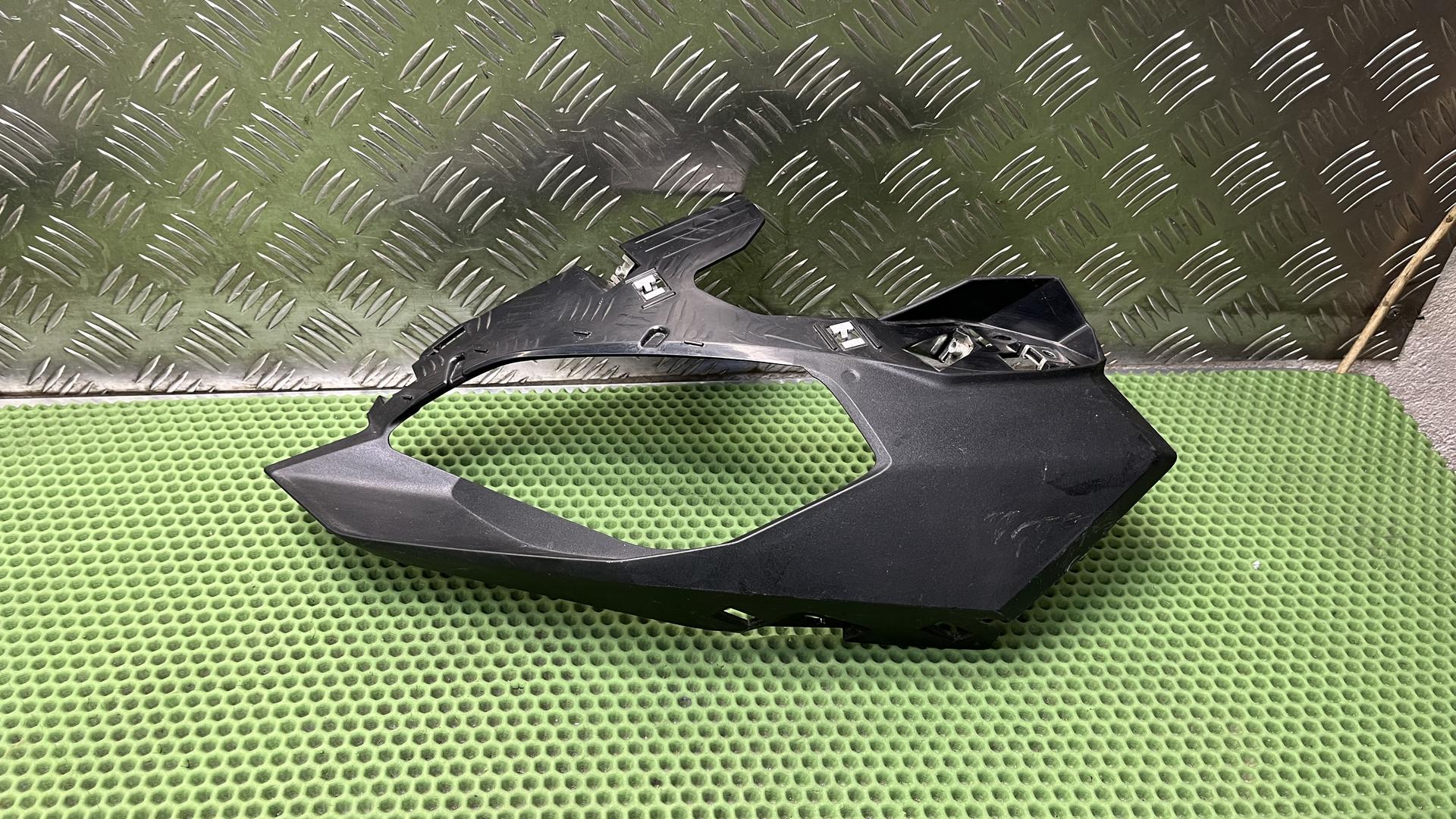 Передняя обшивка слева 46639480189