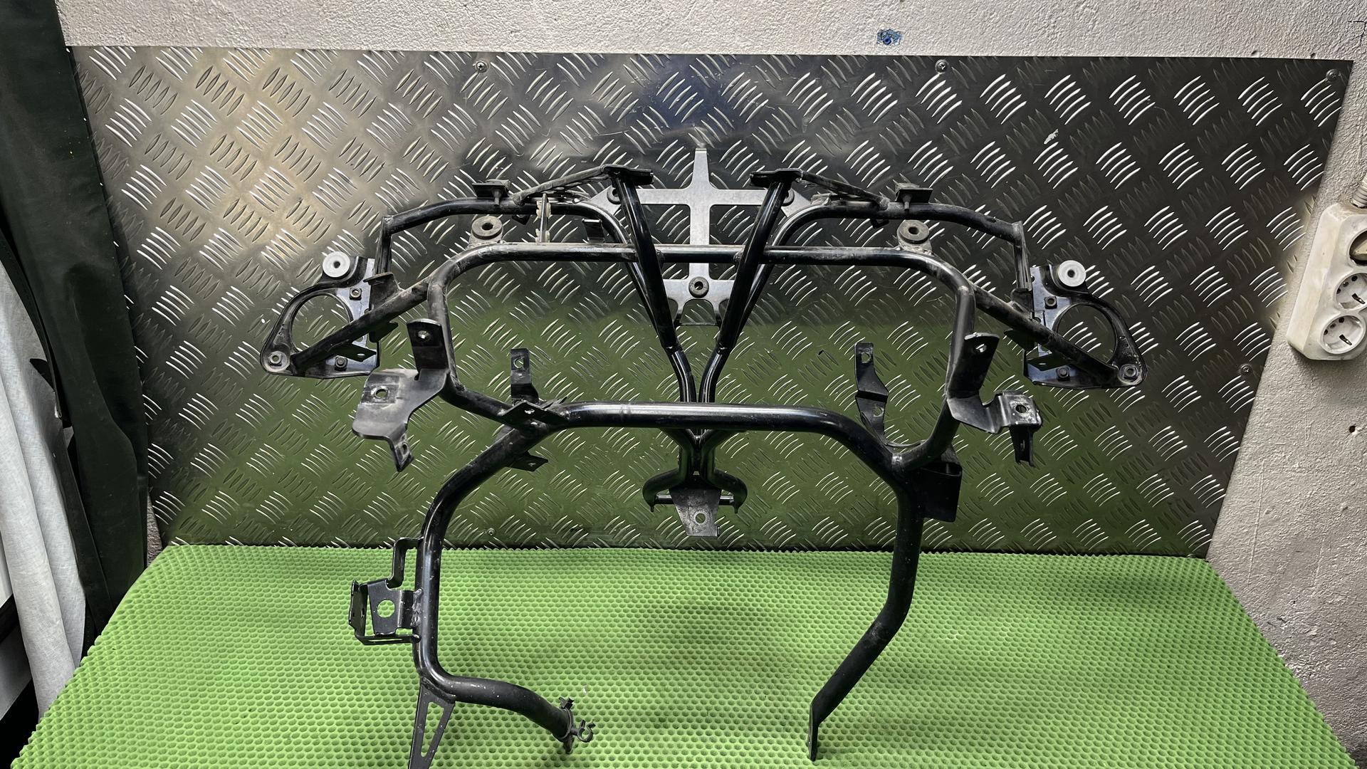 Держатель облицовки 46637723947