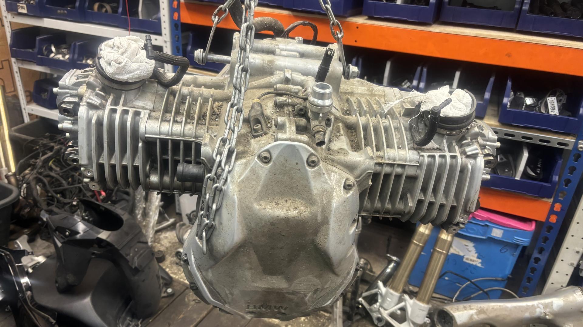 Двигатель Silber r1200xx 11008389101