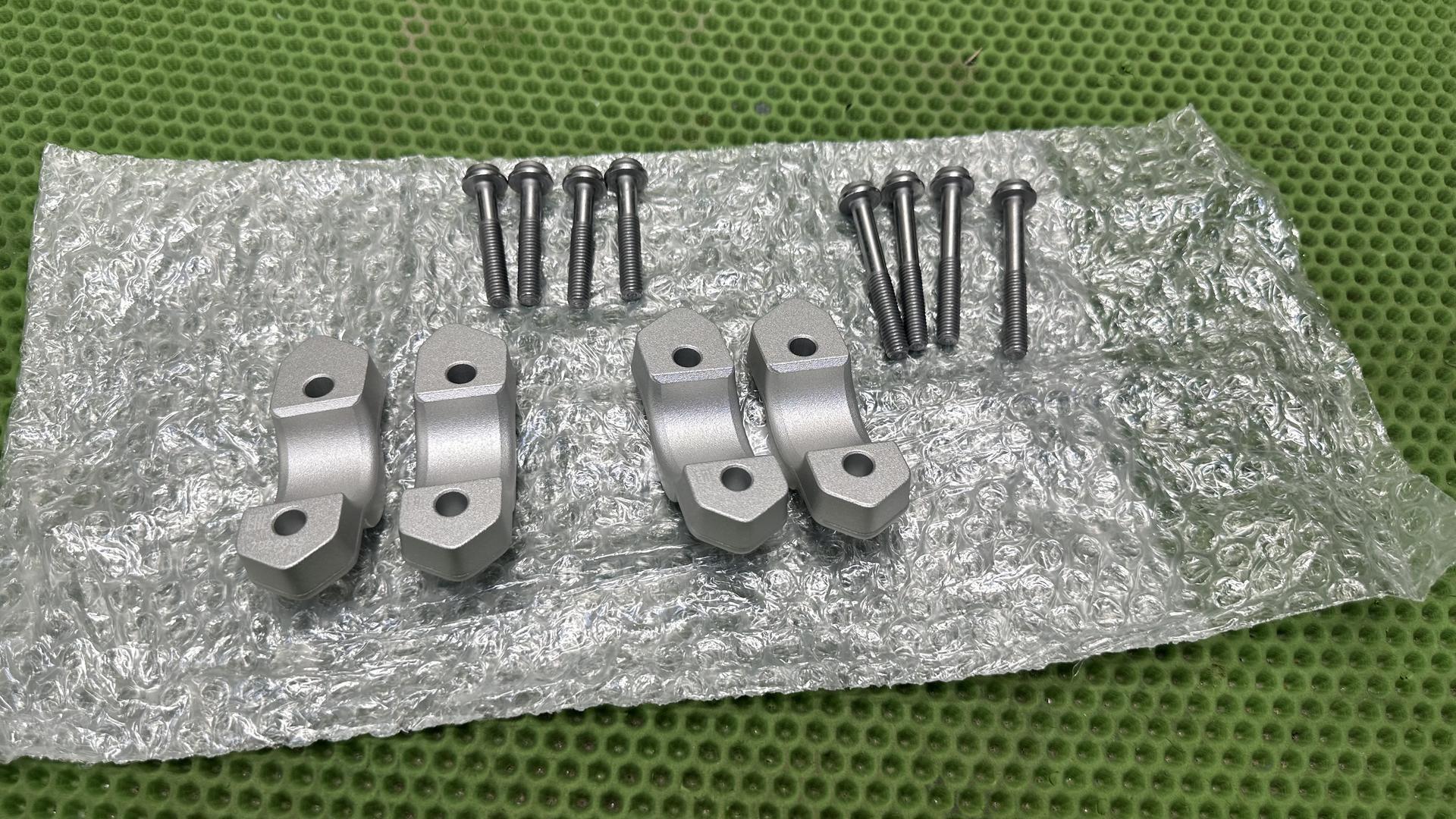 Комплект проставок руля 32717923068