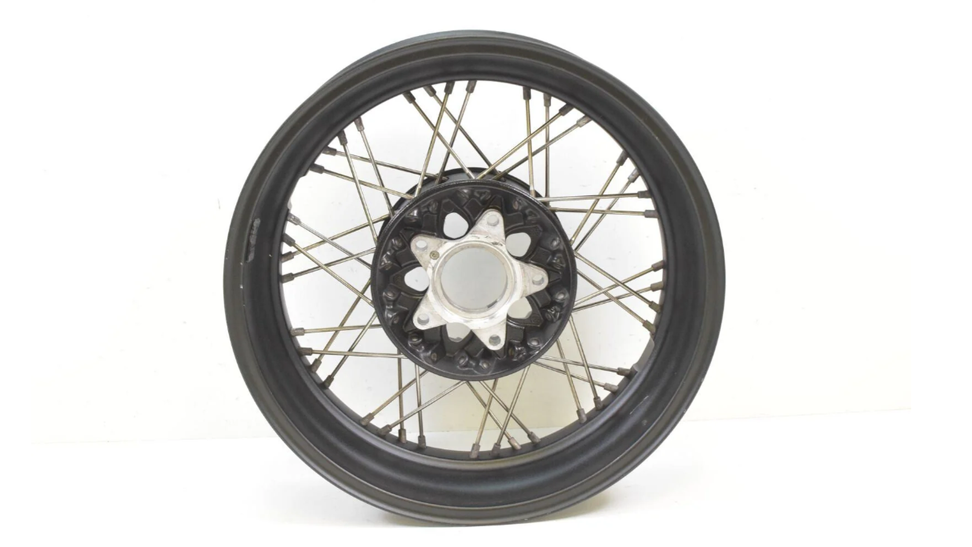 Диск спицованный задний черный 5,5X17 (дорест) 36318569539