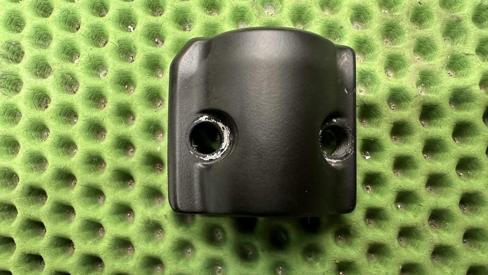 Хомут тормозной машинки K1600GT/GTL дорест. (11-17) 32728533249