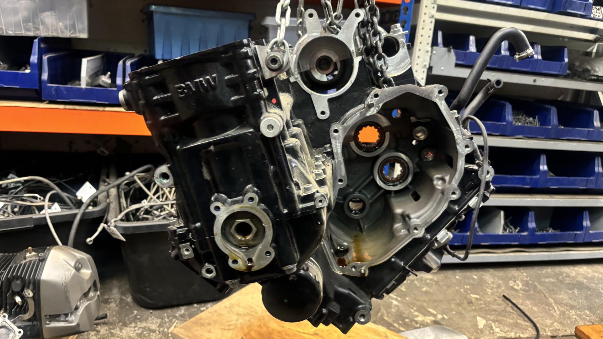 Двигатель Schwarz k1600xx 17+ 11007694591