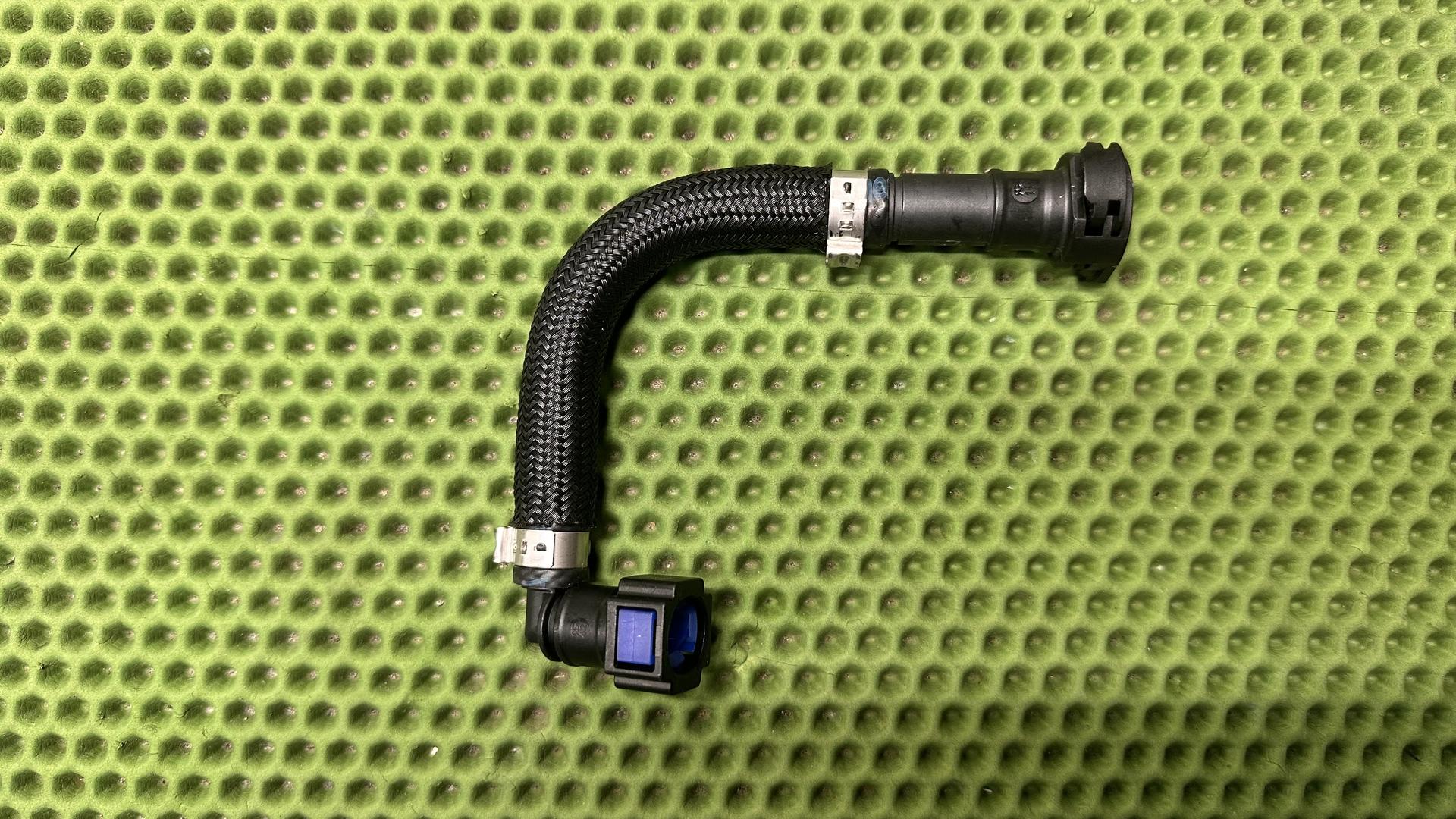 Переходник топливной рампы 5B436B1 R1300GS/GSA/RT KA1-3 