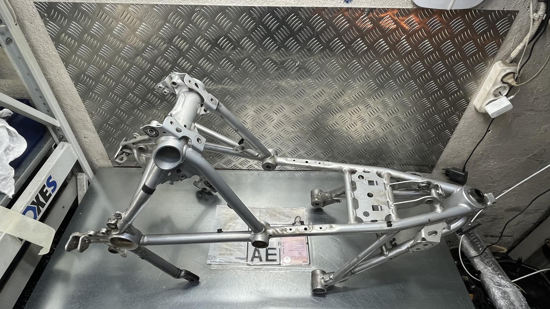 Передняя часть рамы с VIN k50-51 46519444970