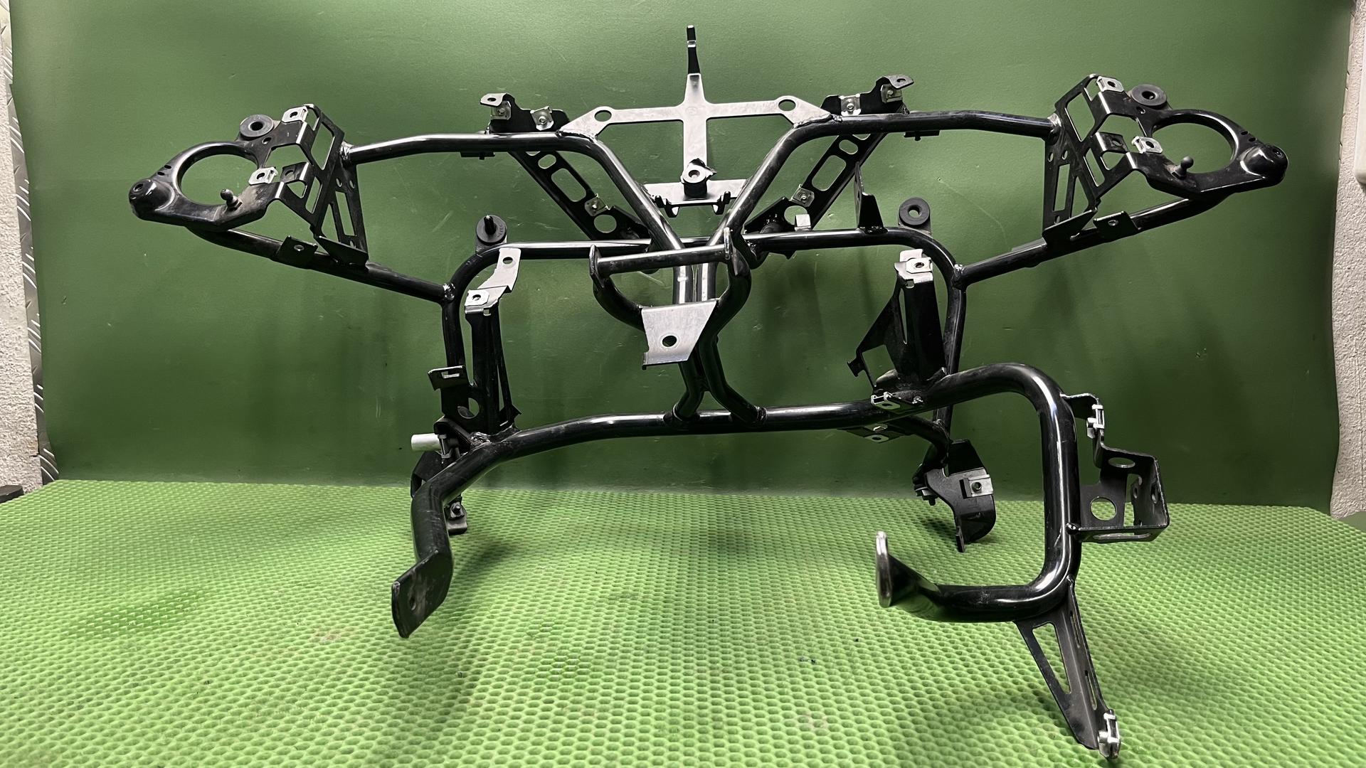 Держатель облицовки 46637723947